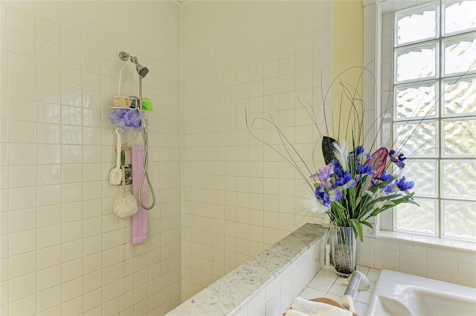 4611 17TH AVE W, BRADENTON, FL, 34209