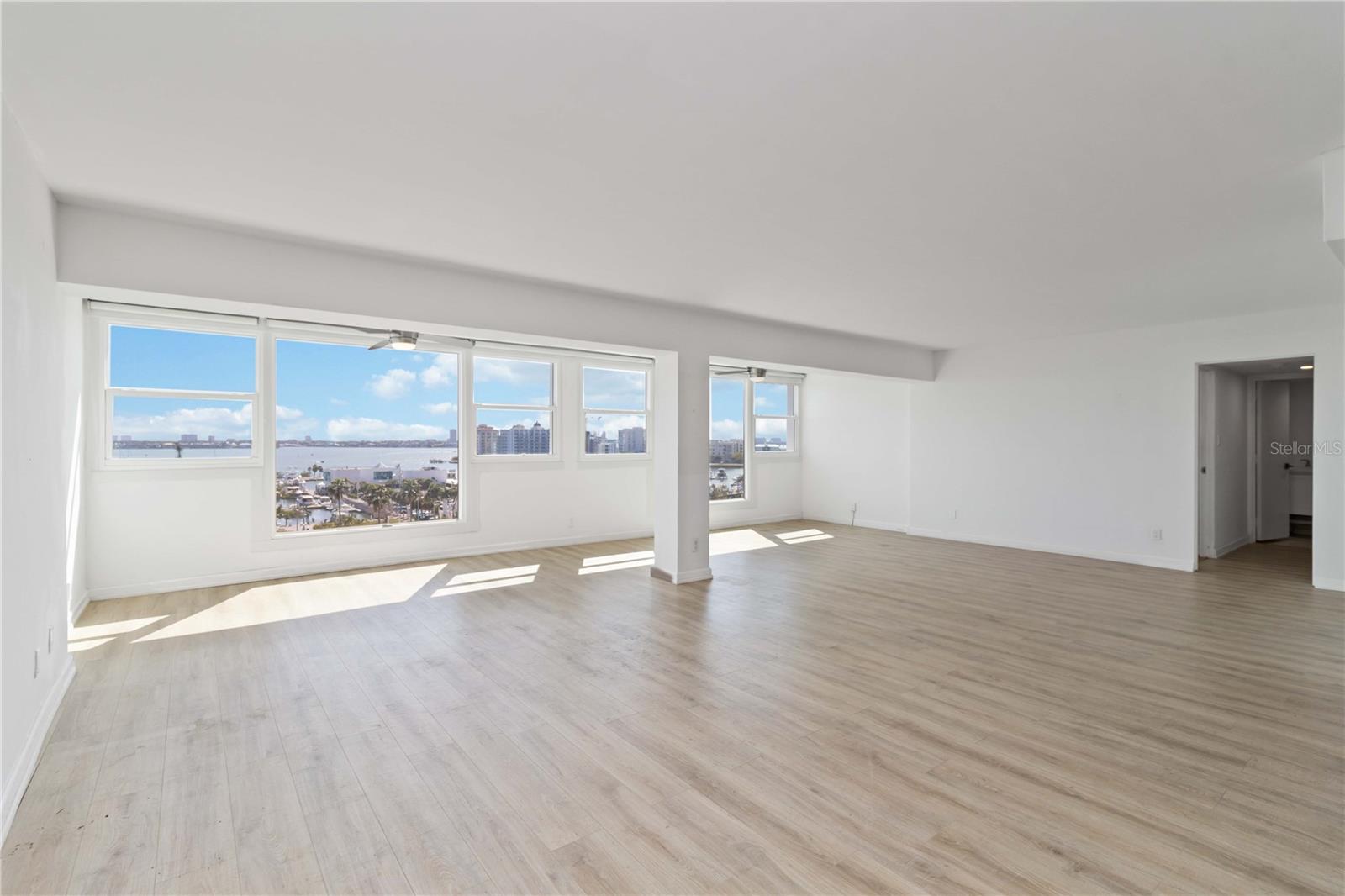 33 S GULFSTREAM AVE #905, SARASOTA, FL, 34236