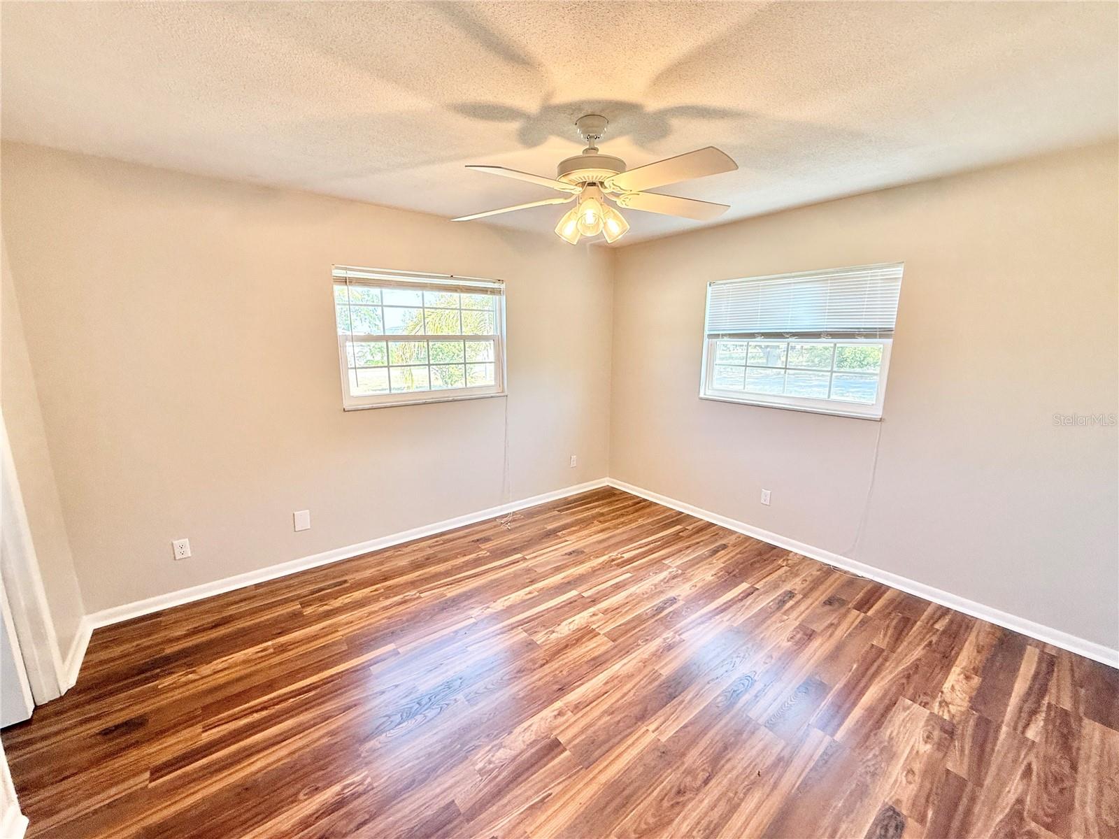 33415 PICCIOLA DR, FRUITLAND PARK, FL, 34731