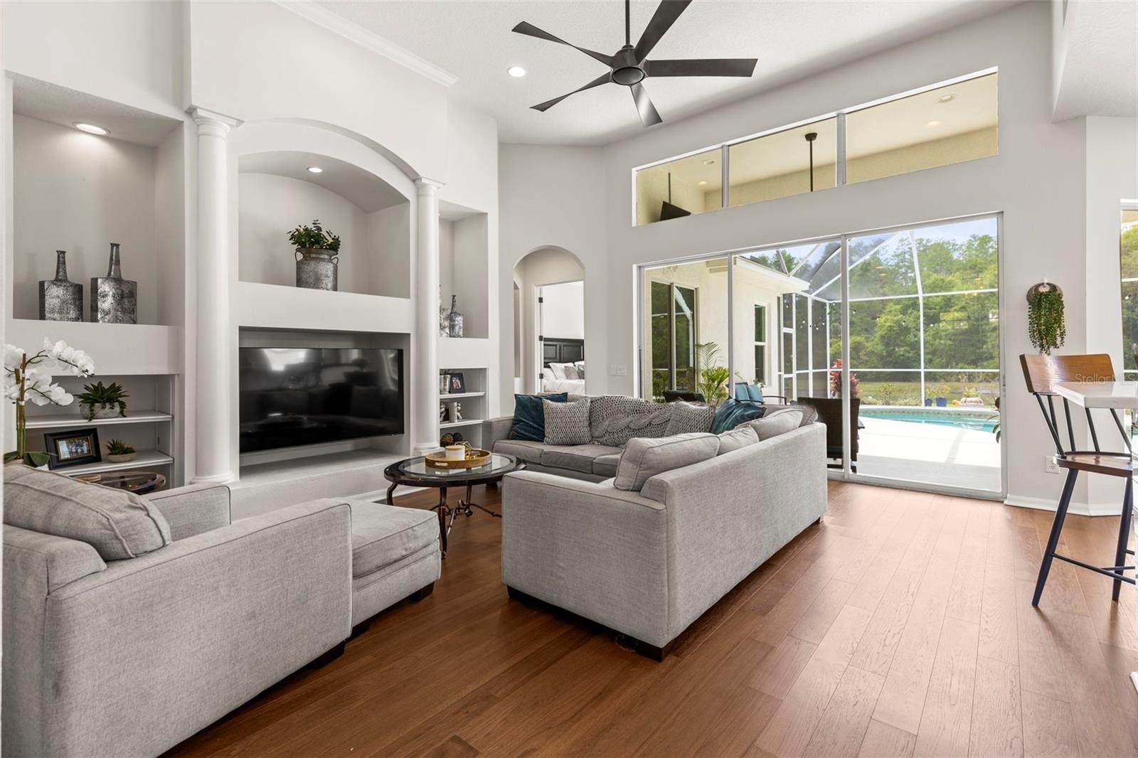 10142 DEERCLIFF DR, TAMPA, FL, 33647