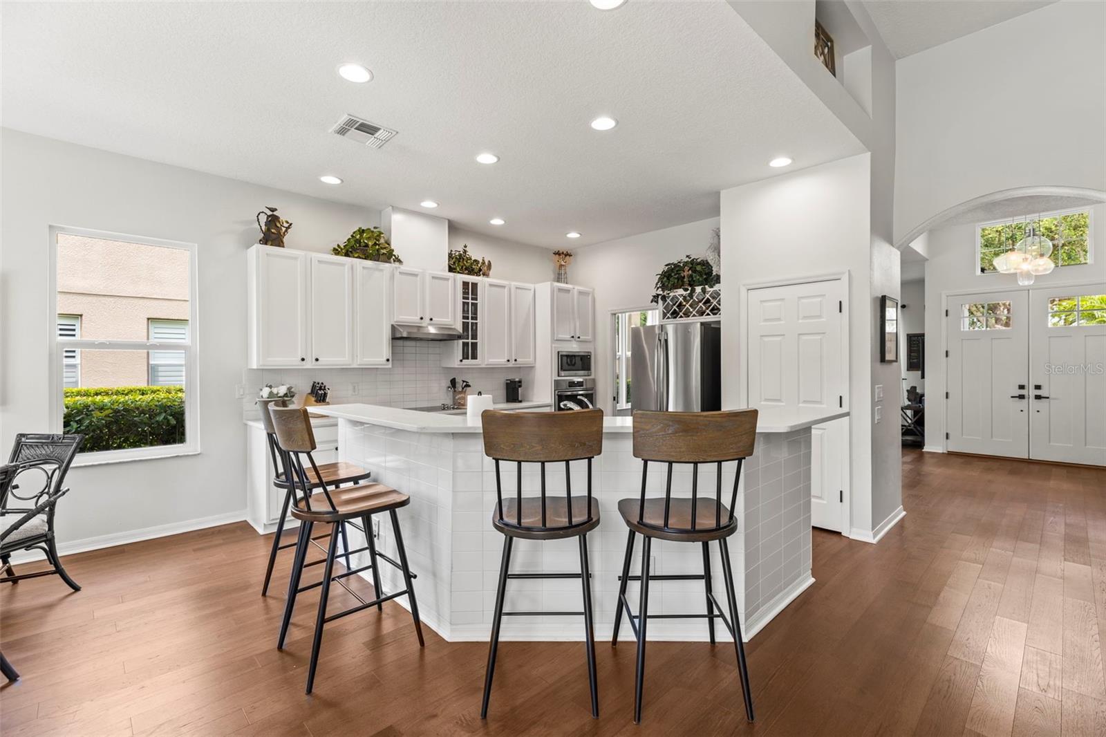 10142 DEERCLIFF DR, TAMPA, FL, 33647