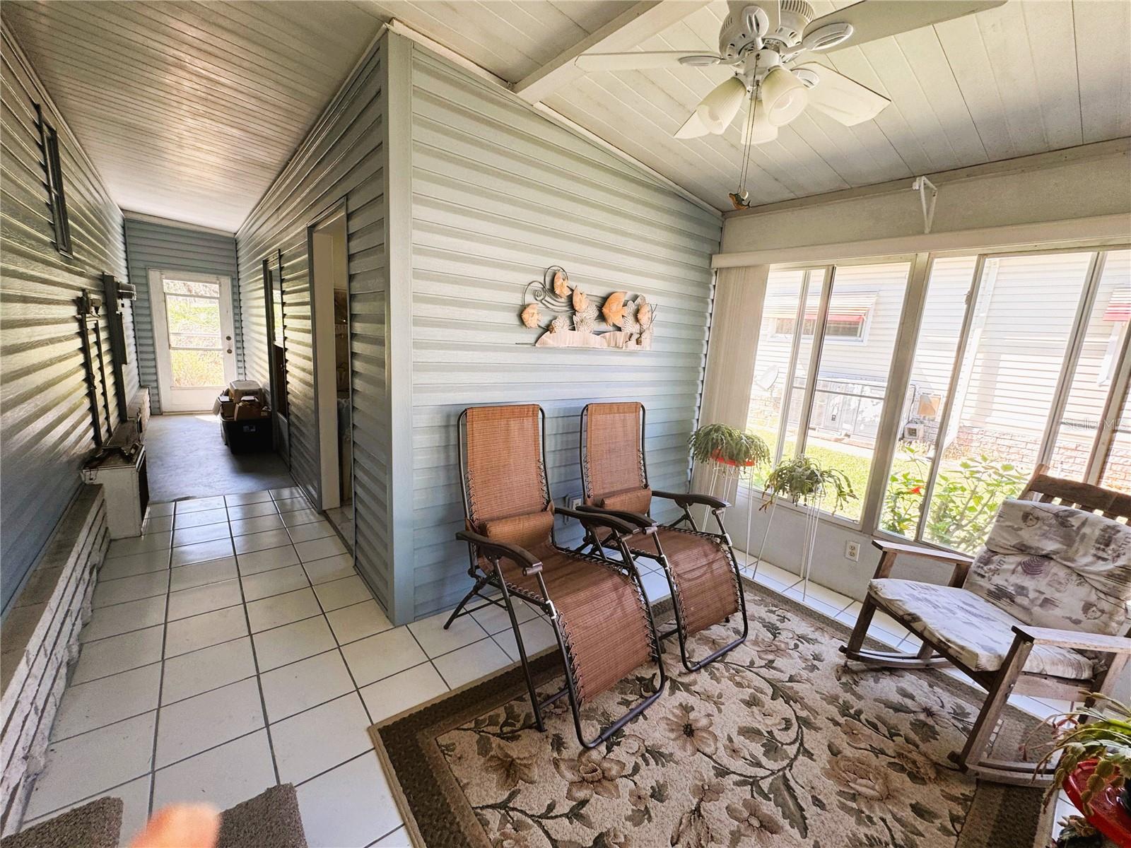 121 BOUGAINVILLEA DR, LEESBURG, FL, 34748