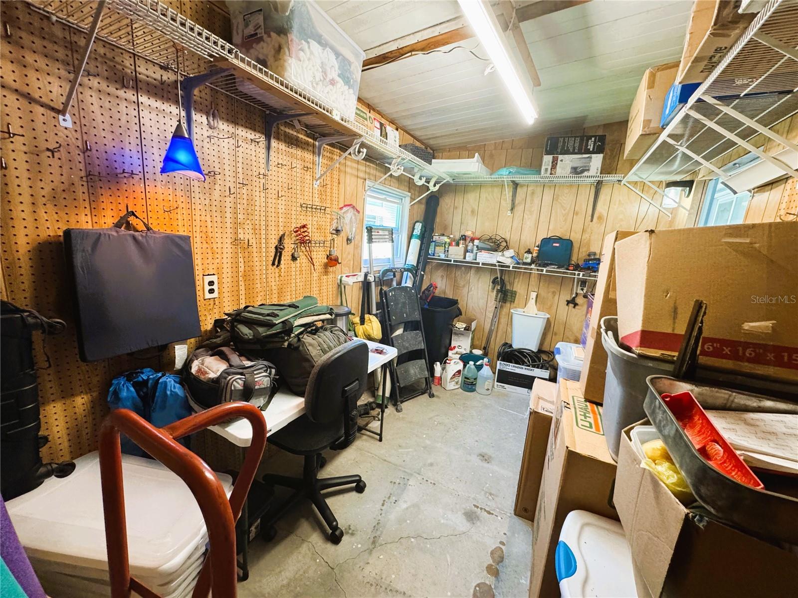 121 BOUGAINVILLEA DR, LEESBURG, FL, 34748