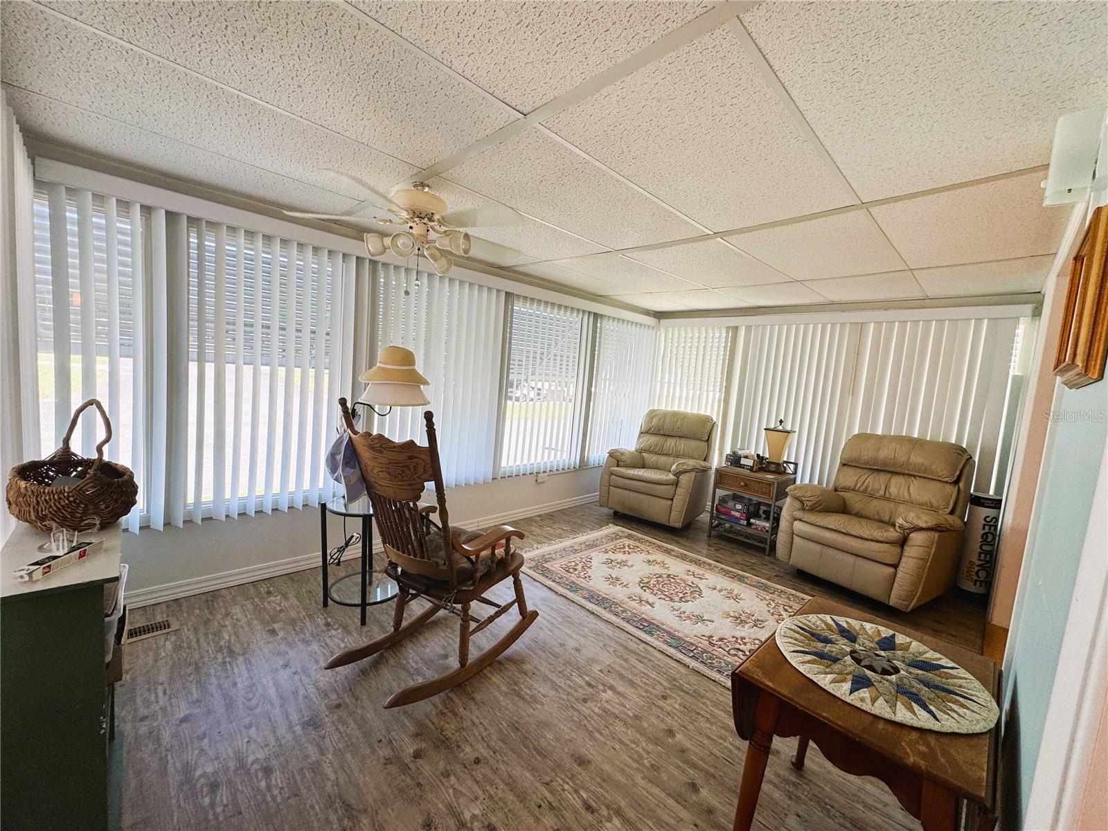 121 BOUGAINVILLEA DR, LEESBURG, FL, 34748