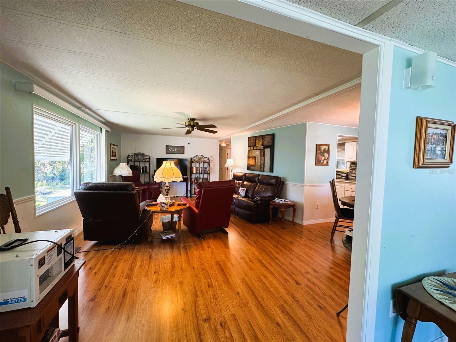 121 BOUGAINVILLEA DR, LEESBURG, FL, 34748