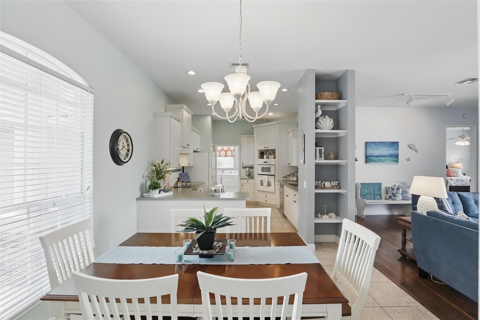 212 HAZELTINE DR, DEBARY, FL, 32713