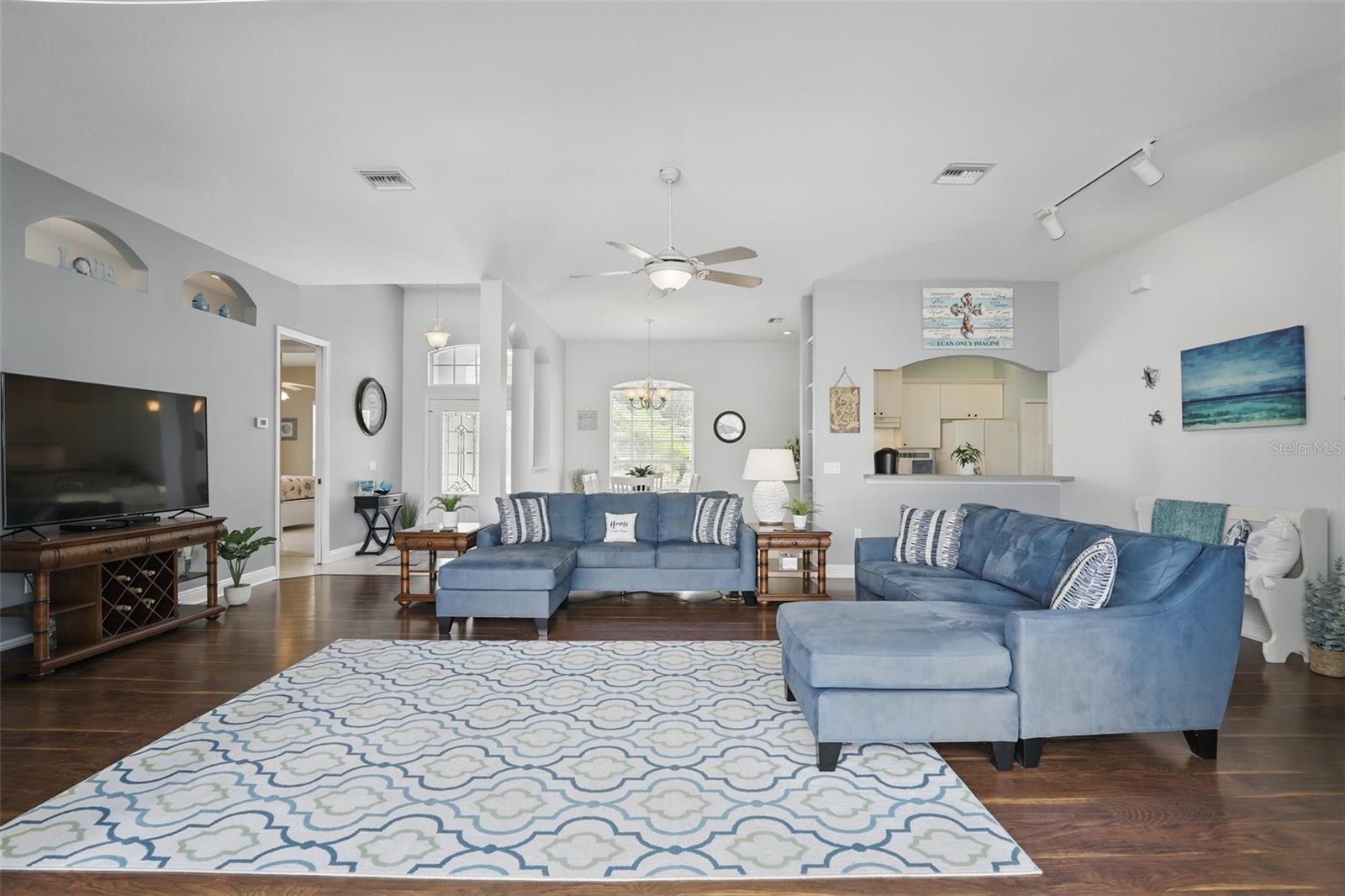 212 HAZELTINE DR, DEBARY, FL, 32713