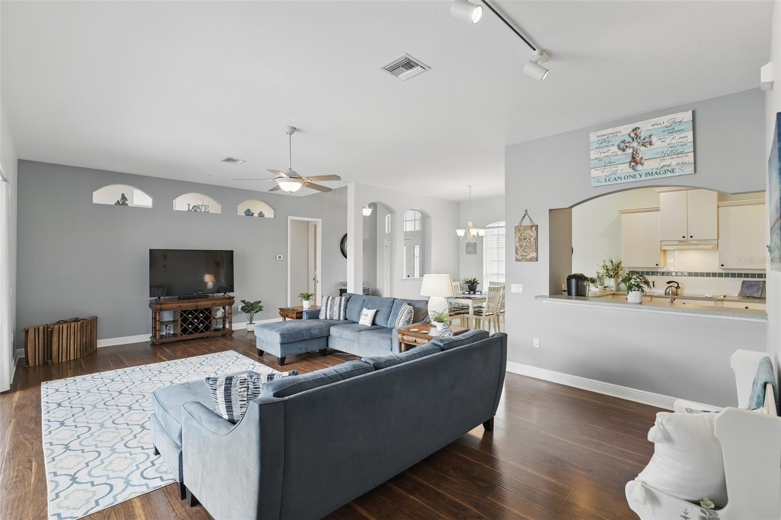 212 HAZELTINE DR, DEBARY, FL, 32713