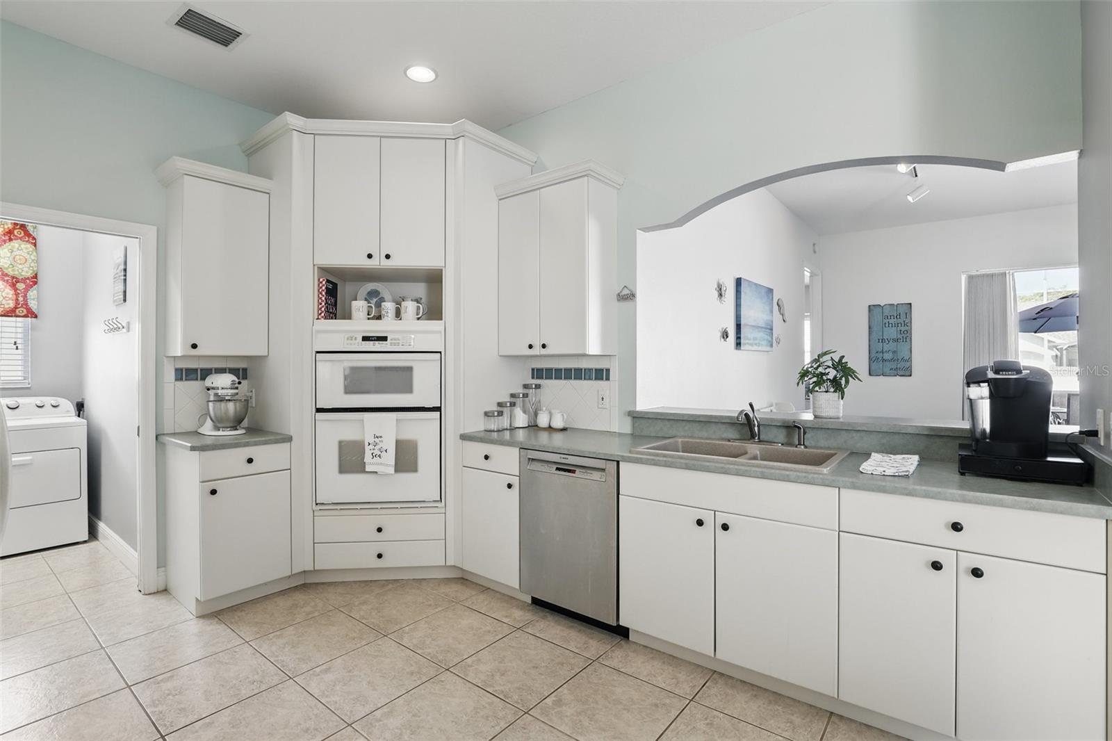 212 HAZELTINE DR, DEBARY, FL, 32713