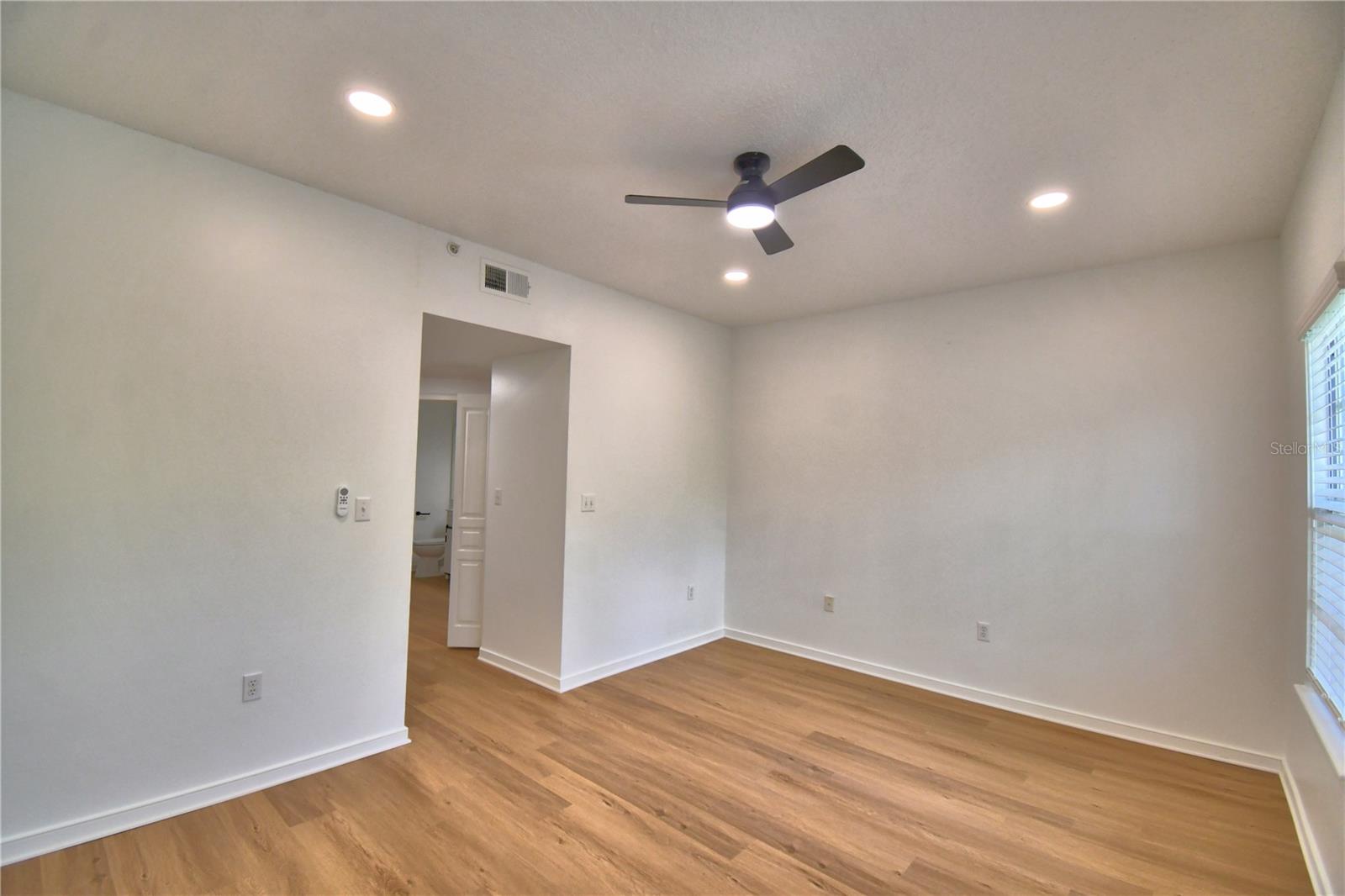 660 CELEBRATION AVE #240, KISSIMMEE, FL, 34747