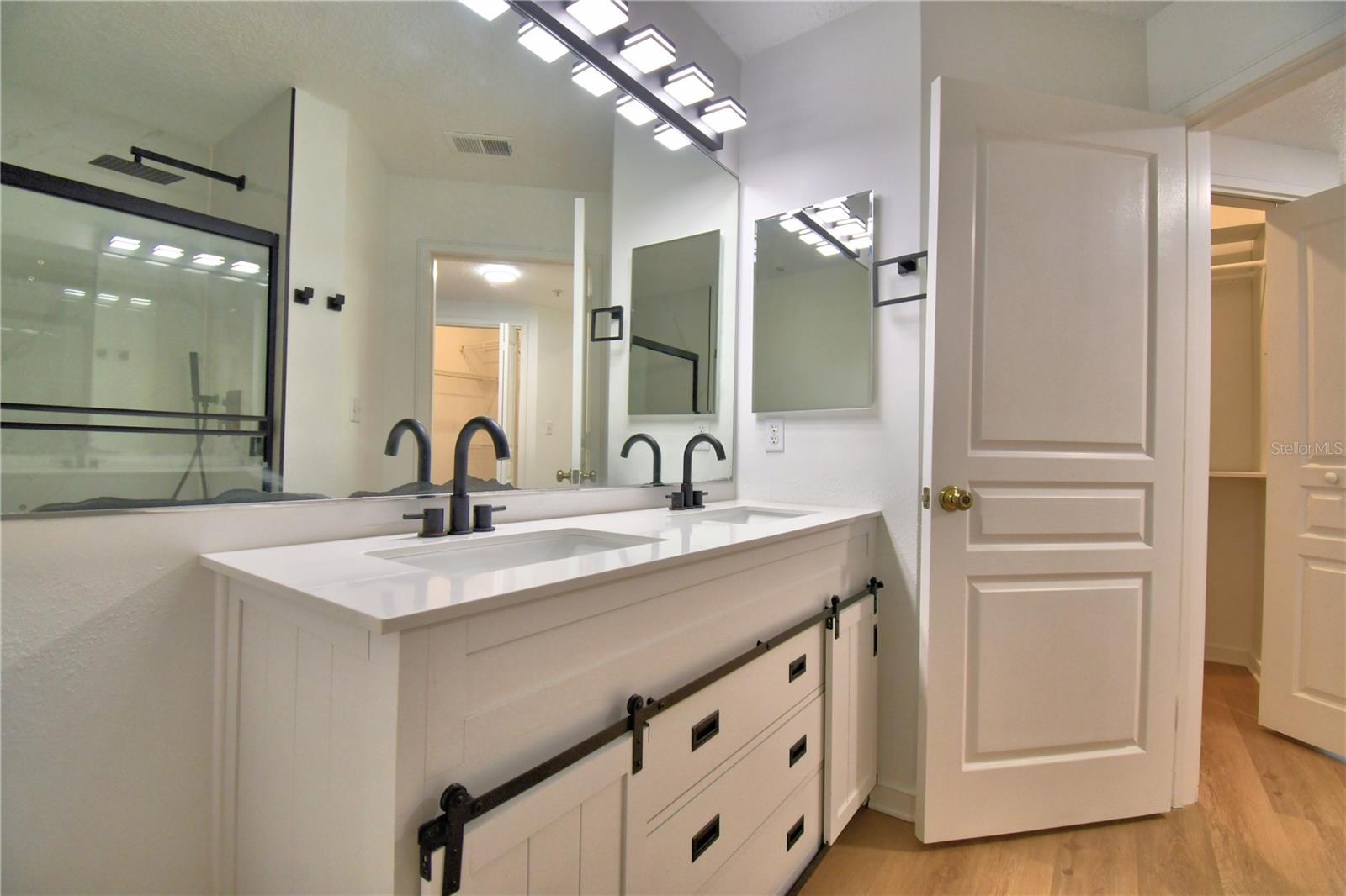 660 CELEBRATION AVE #240, KISSIMMEE, FL, 34747