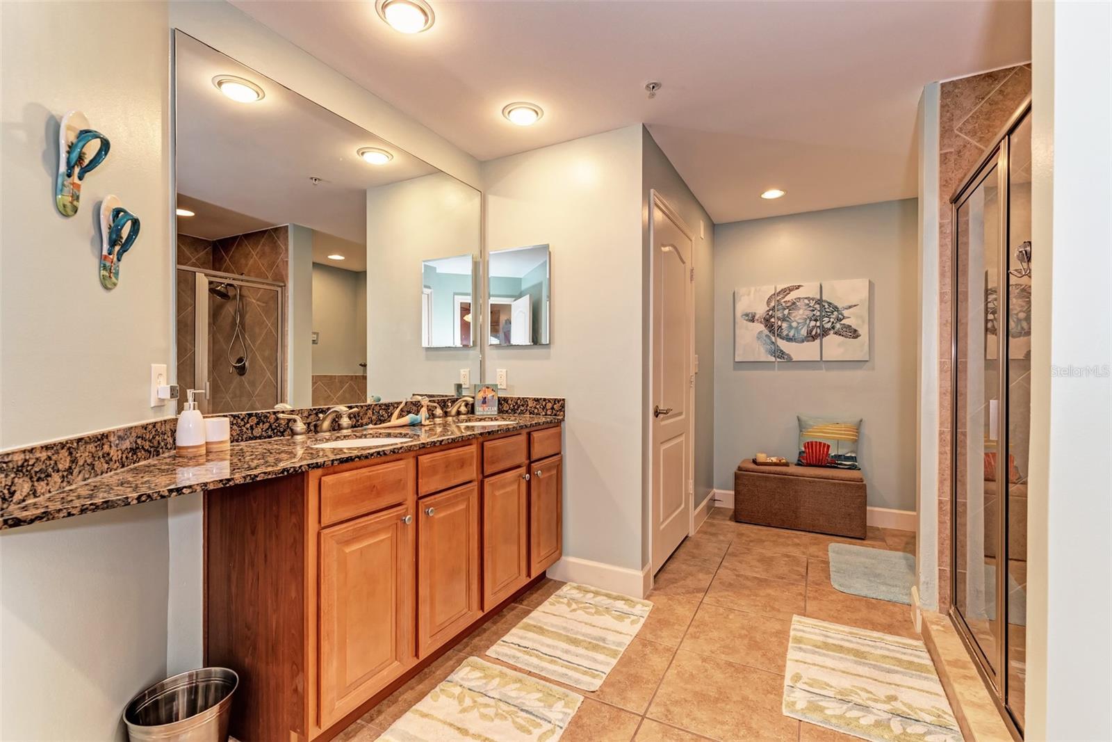 808 3RD AVE W #605, BRADENTON, FL, 34205