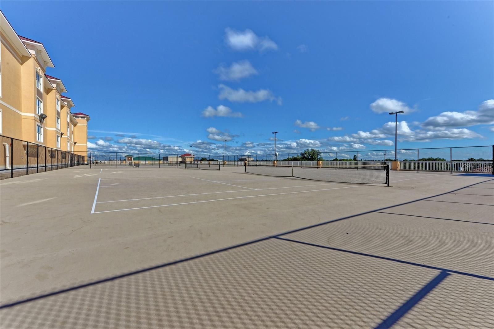 808 3RD AVE W #605, BRADENTON, FL, 34205