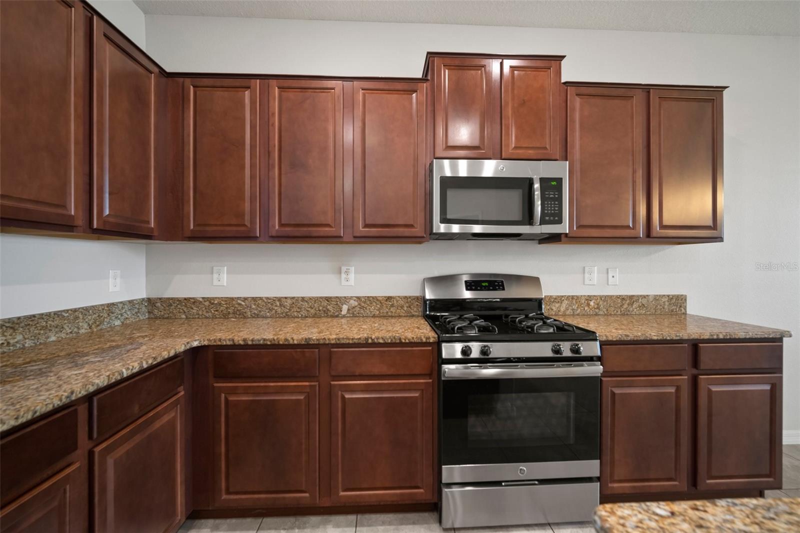 6337 SHORE VISTA PL, APOLLO BEACH, FL, 33572