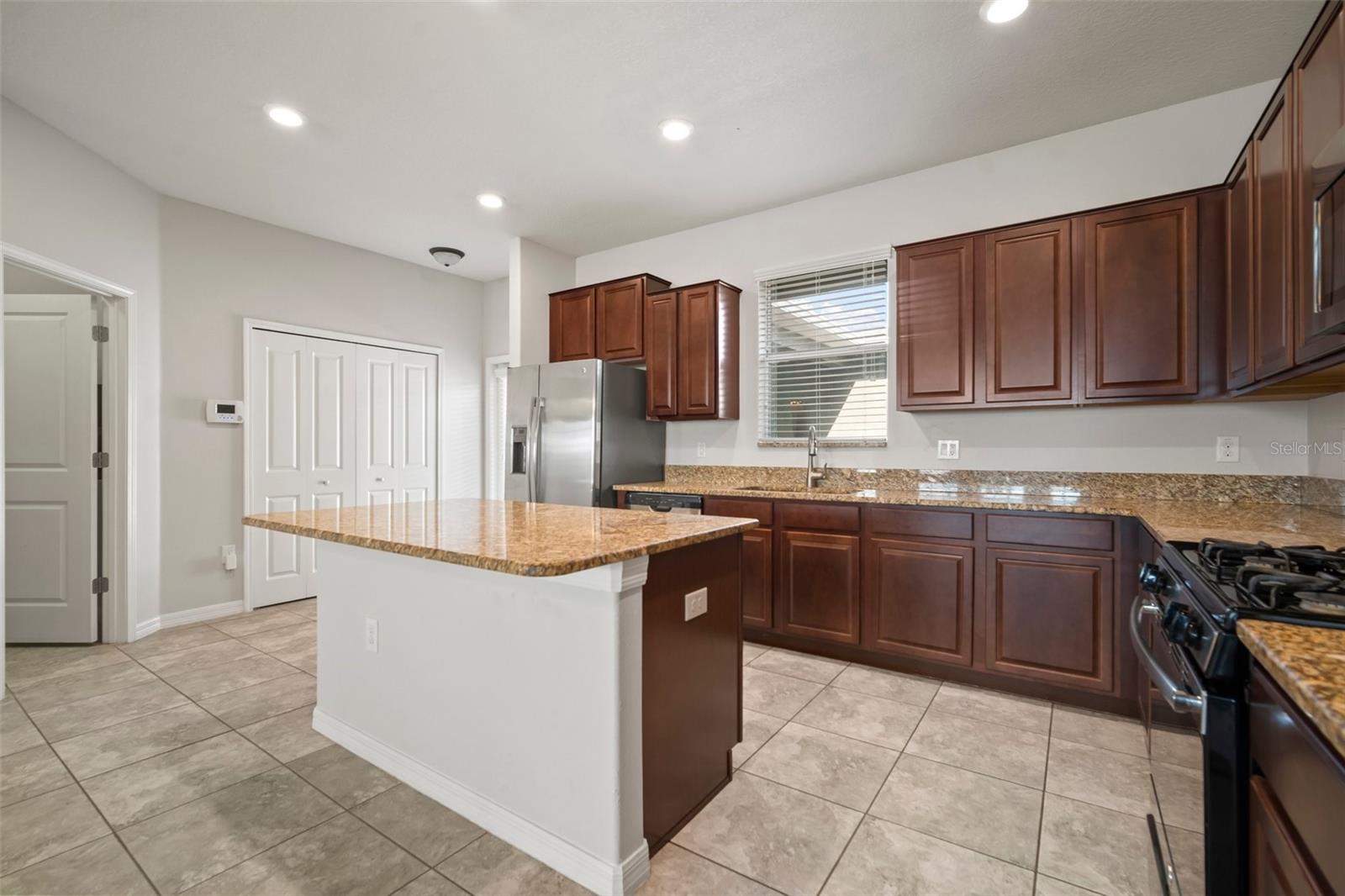 6337 SHORE VISTA PL, APOLLO BEACH, FL, 33572