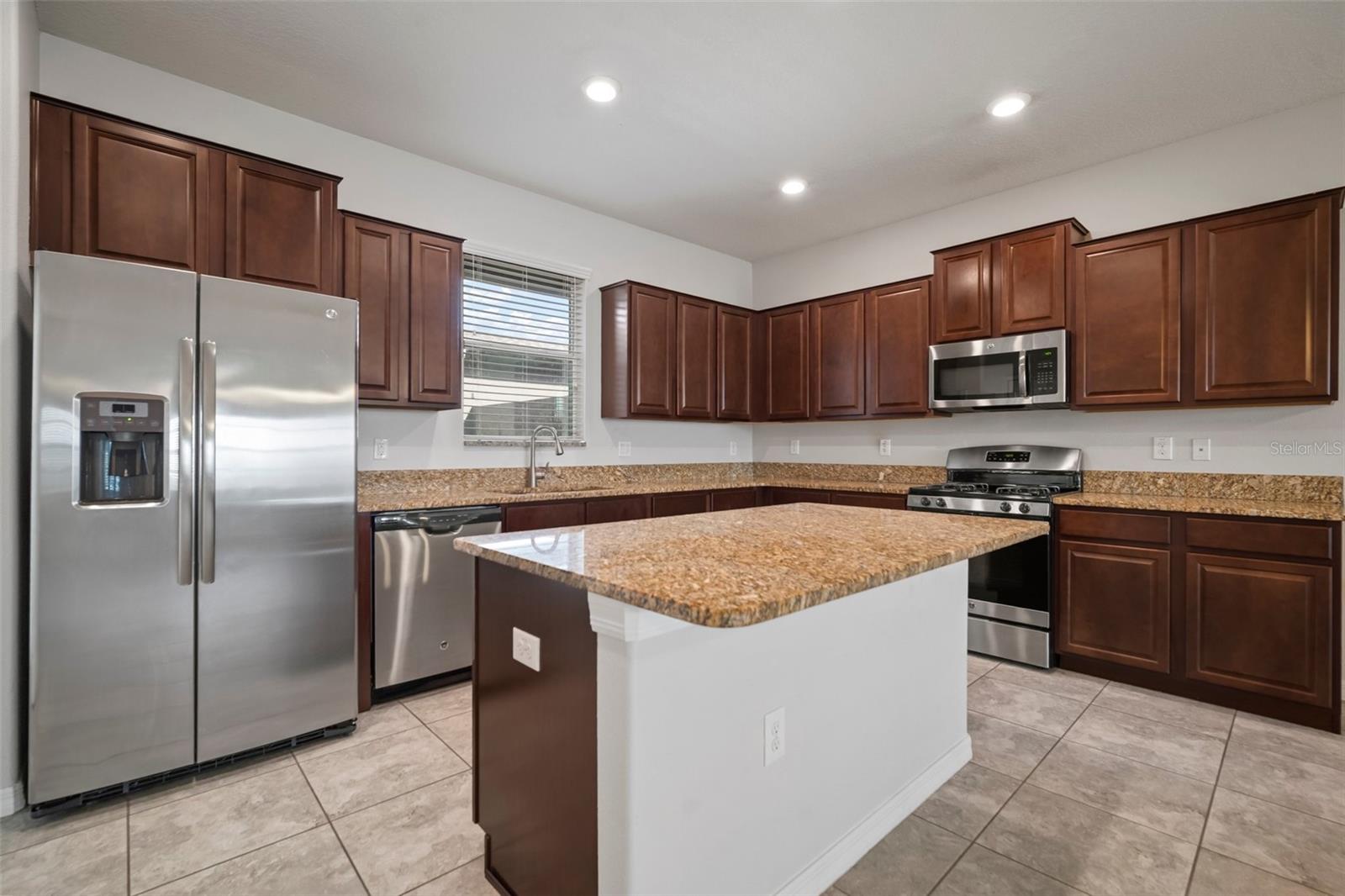 6337 SHORE VISTA PL, APOLLO BEACH, FL, 33572