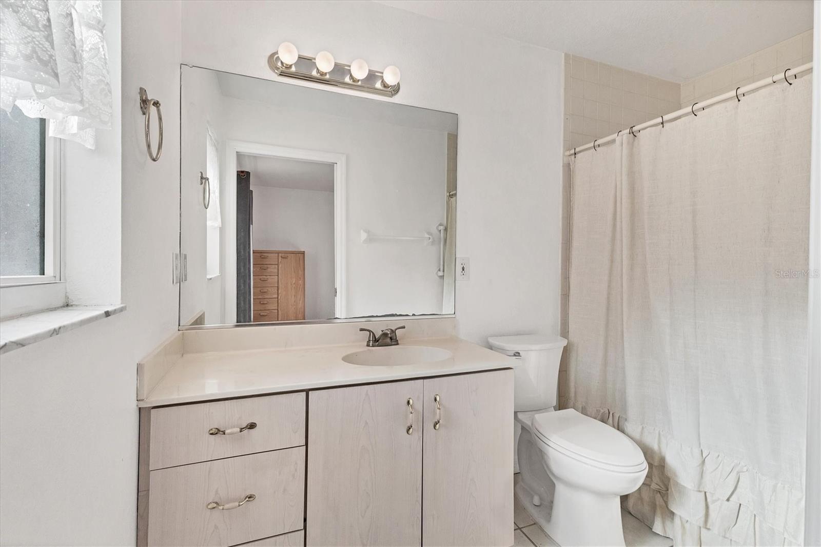 5600 BLOUNT AVE, SARASOTA, FL, 34231