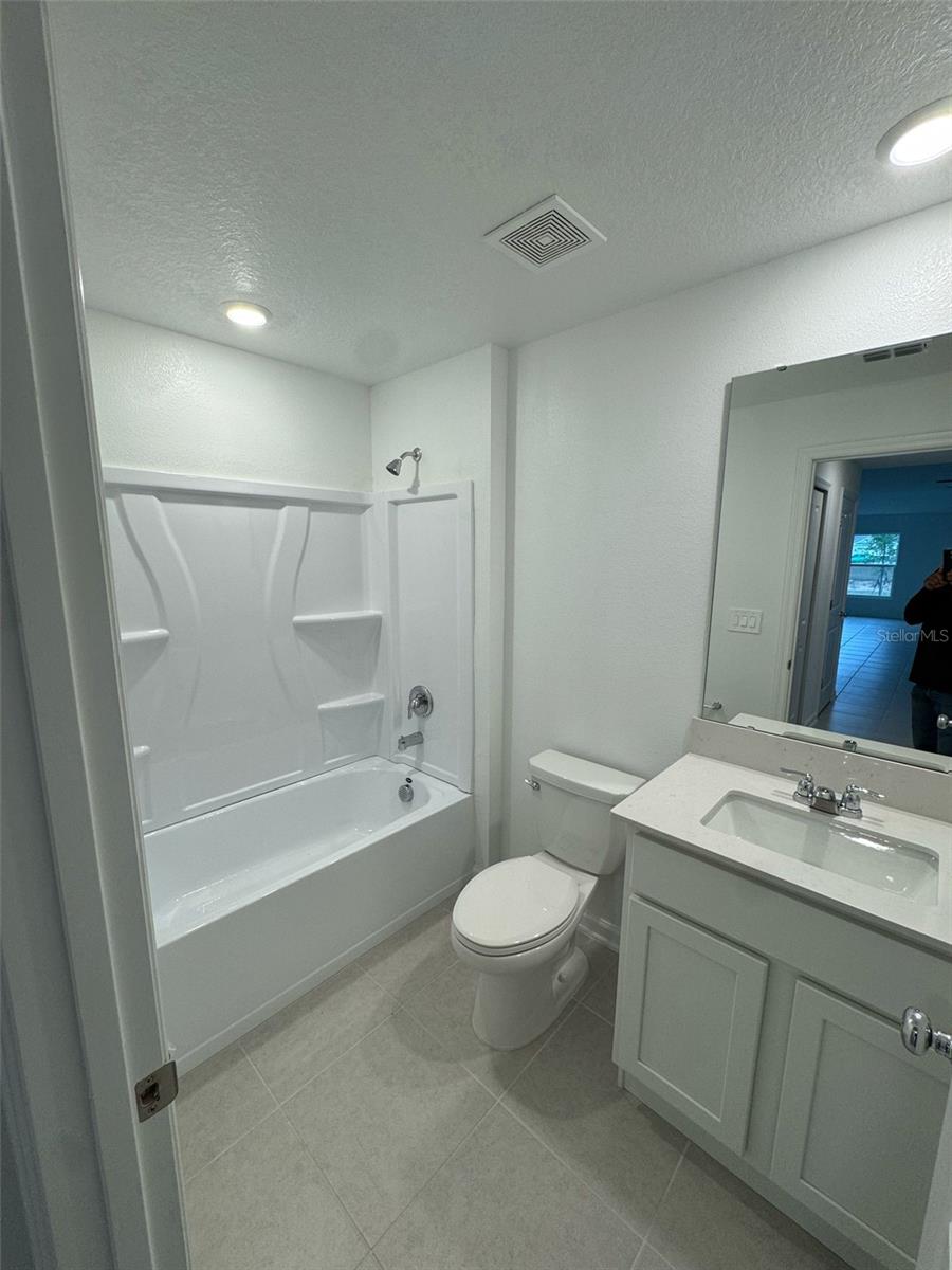 2073 LASSO LOOP, EAGLE LAKE, FL, 33839