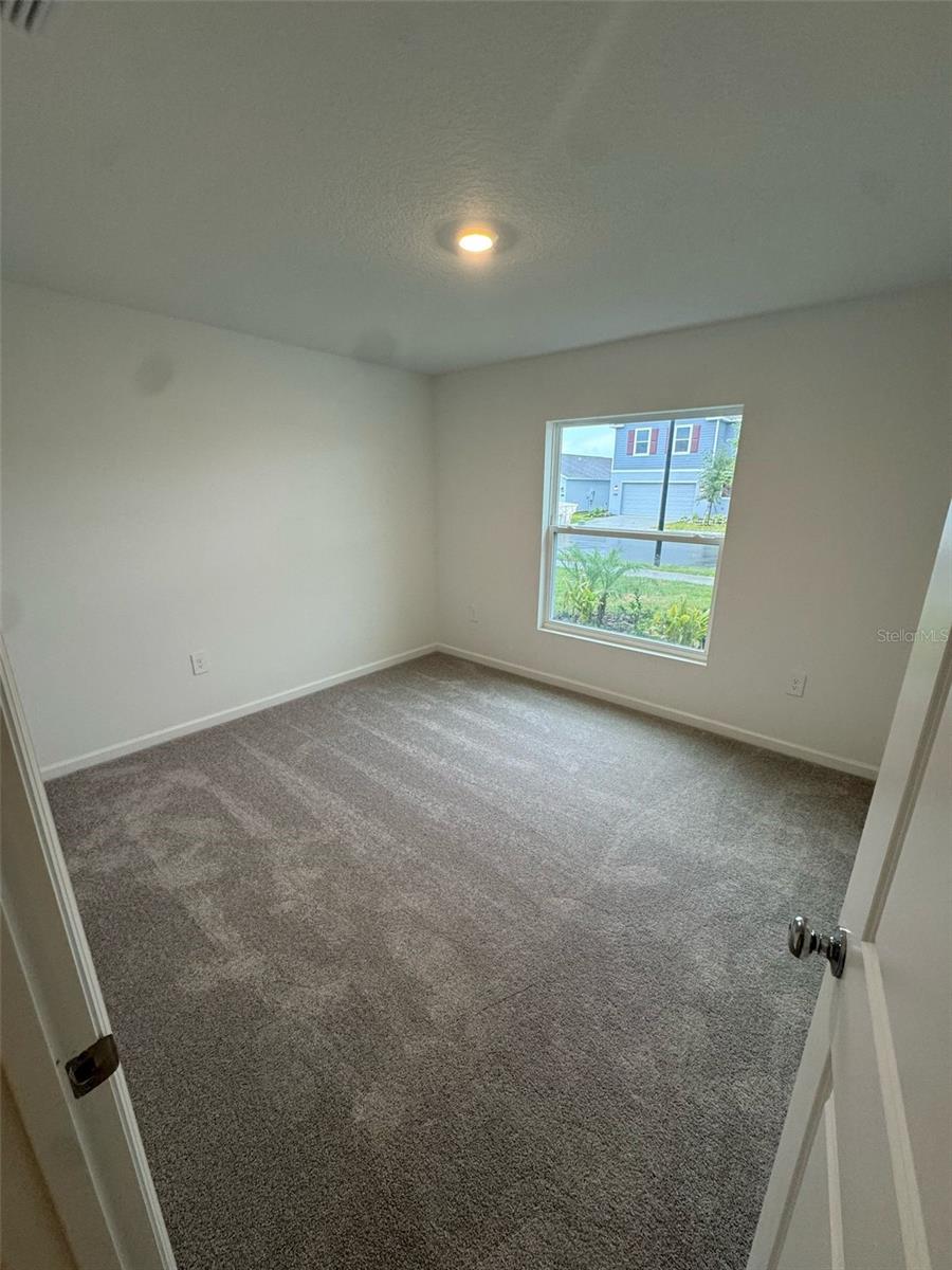 2073 LASSO LOOP, EAGLE LAKE, FL, 33839