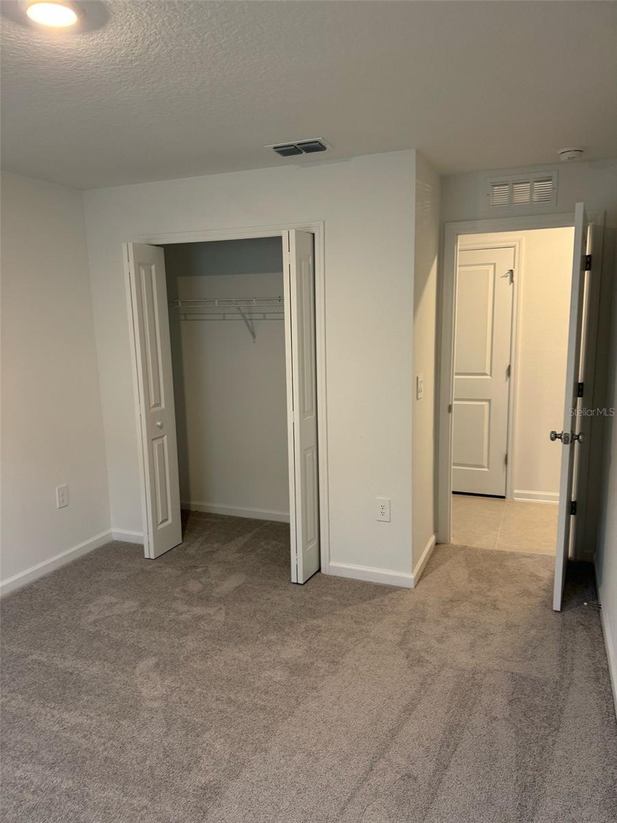 2073 LASSO LOOP, EAGLE LAKE, FL, 33839