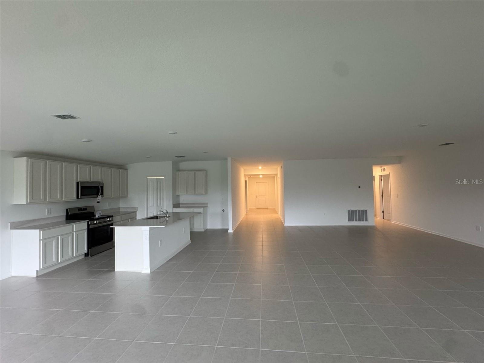 2073 LASSO LOOP, EAGLE LAKE, FL, 33839