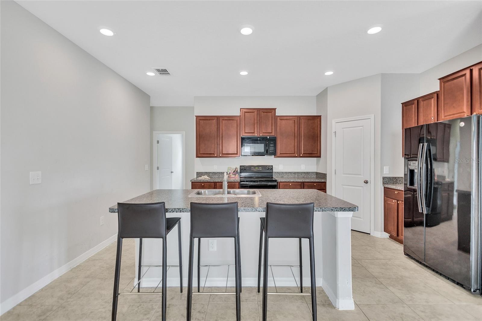 10936 RAINBOW PYRITE DR, WIMAUMA, FL, 33598