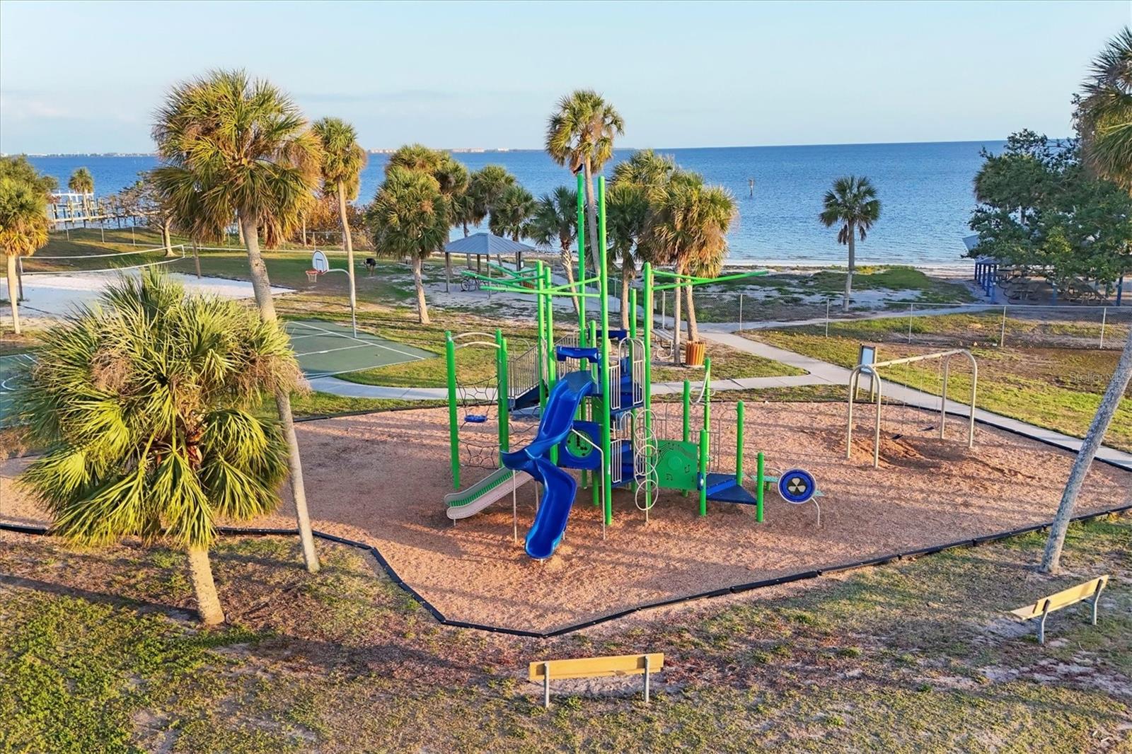 4405 HARBOR BLVD, PORT CHARLOTTE, FL, 33952