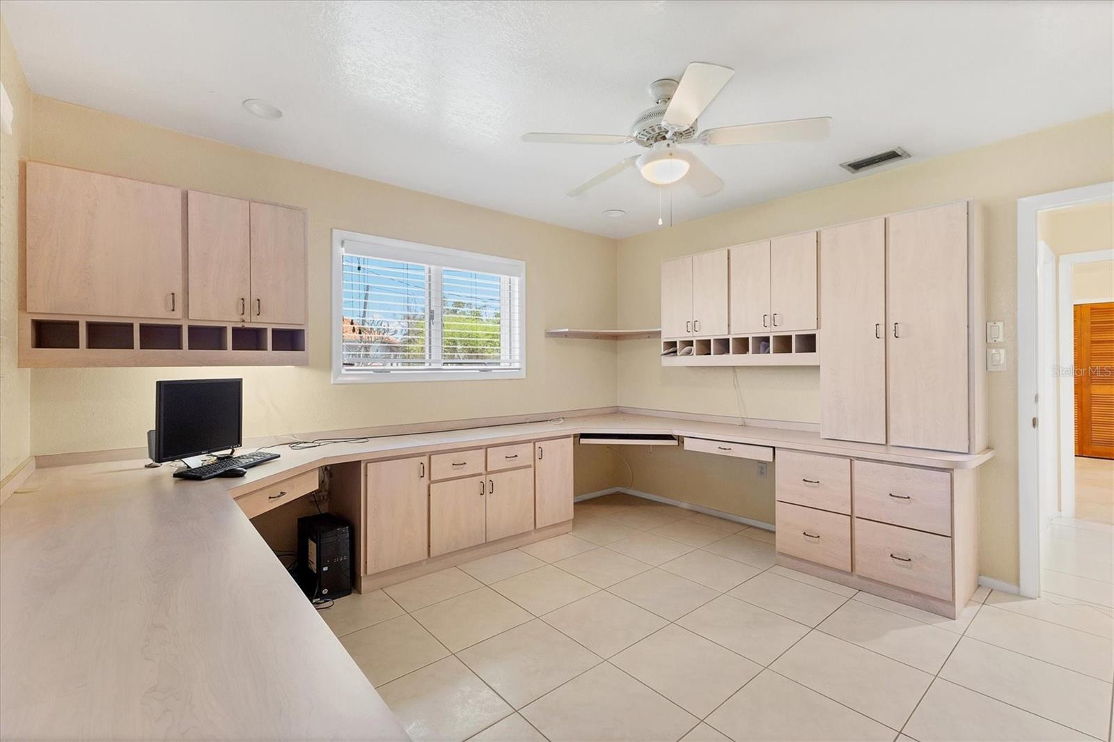 4405 HARBOR BLVD, PORT CHARLOTTE, FL, 33952