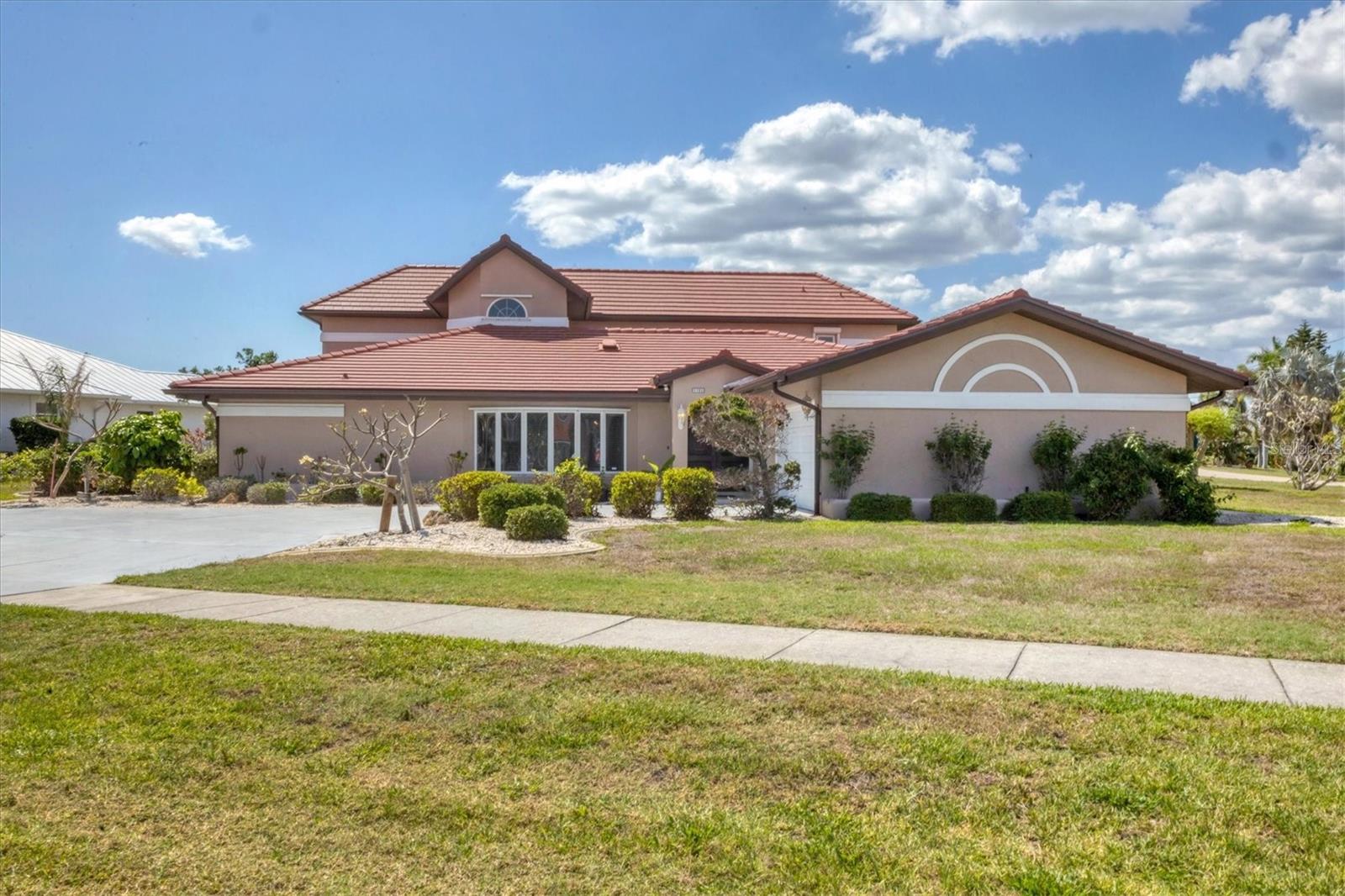 4405 HARBOR BLVD, PORT CHARLOTTE, FL, 33952