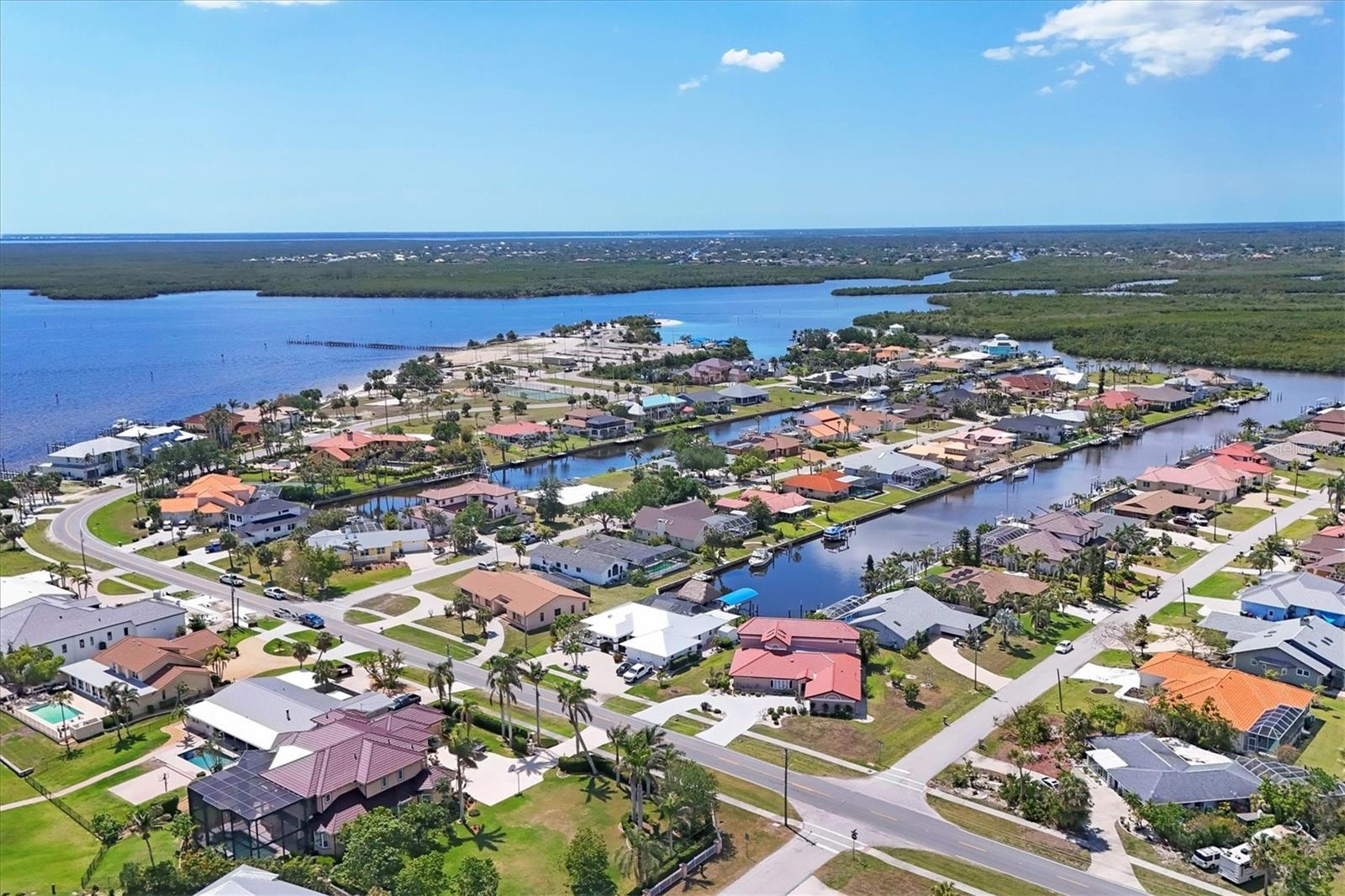 4405 HARBOR BLVD, PORT CHARLOTTE, FL, 33952