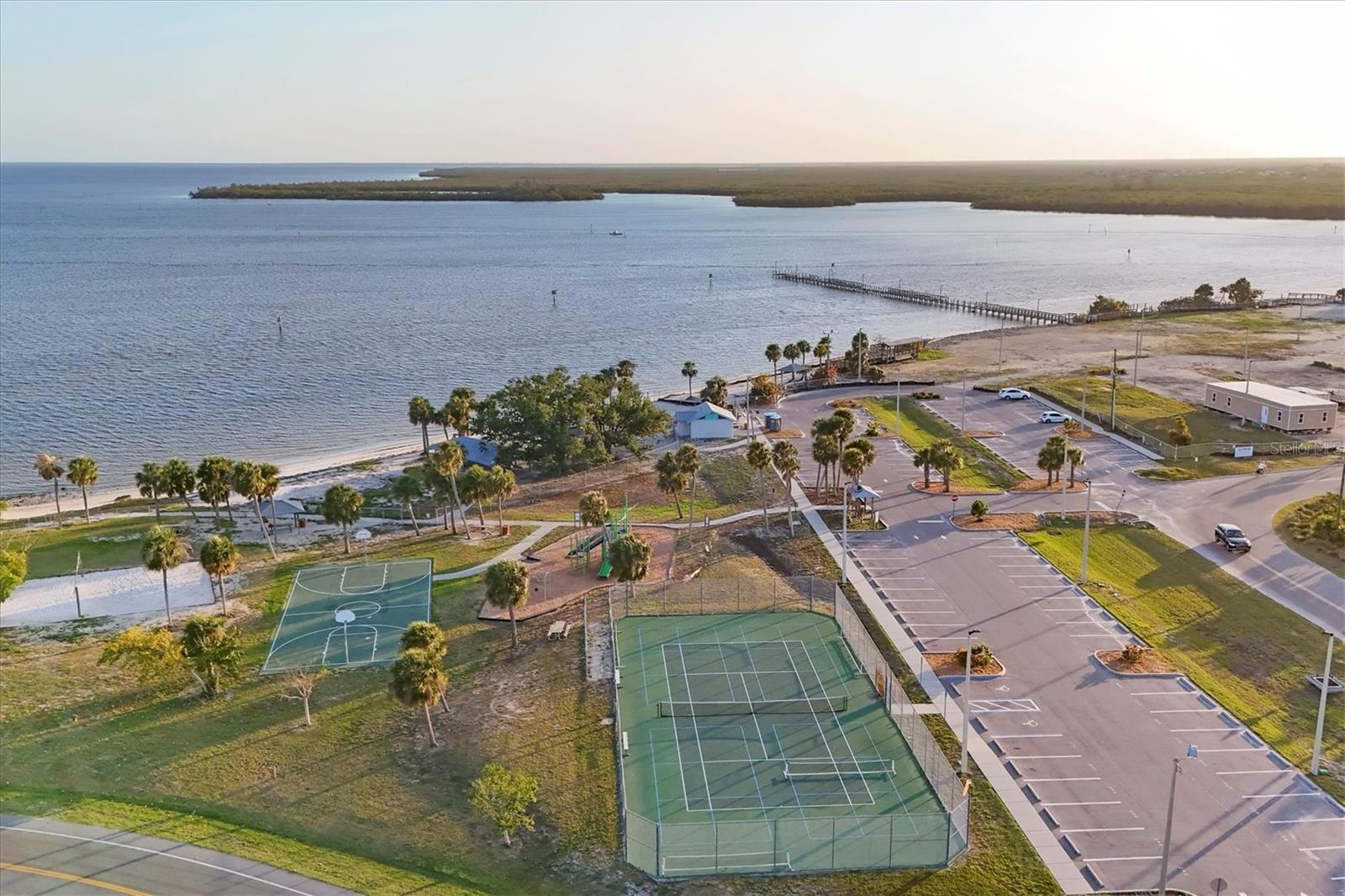 4405 HARBOR BLVD, PORT CHARLOTTE, FL, 33952