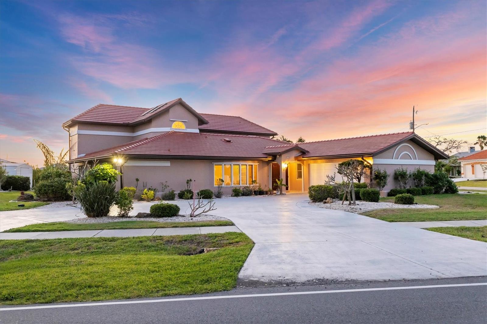 4405 HARBOR BLVD, PORT CHARLOTTE, FL, 33952