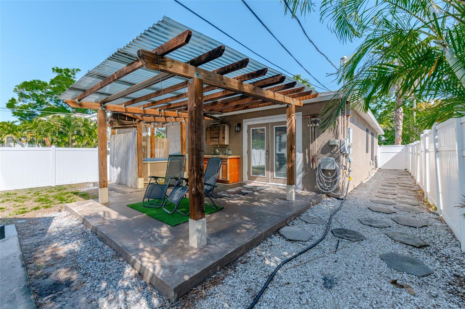 212 28TH ST S, ST PETERSBURG, FL, 33712