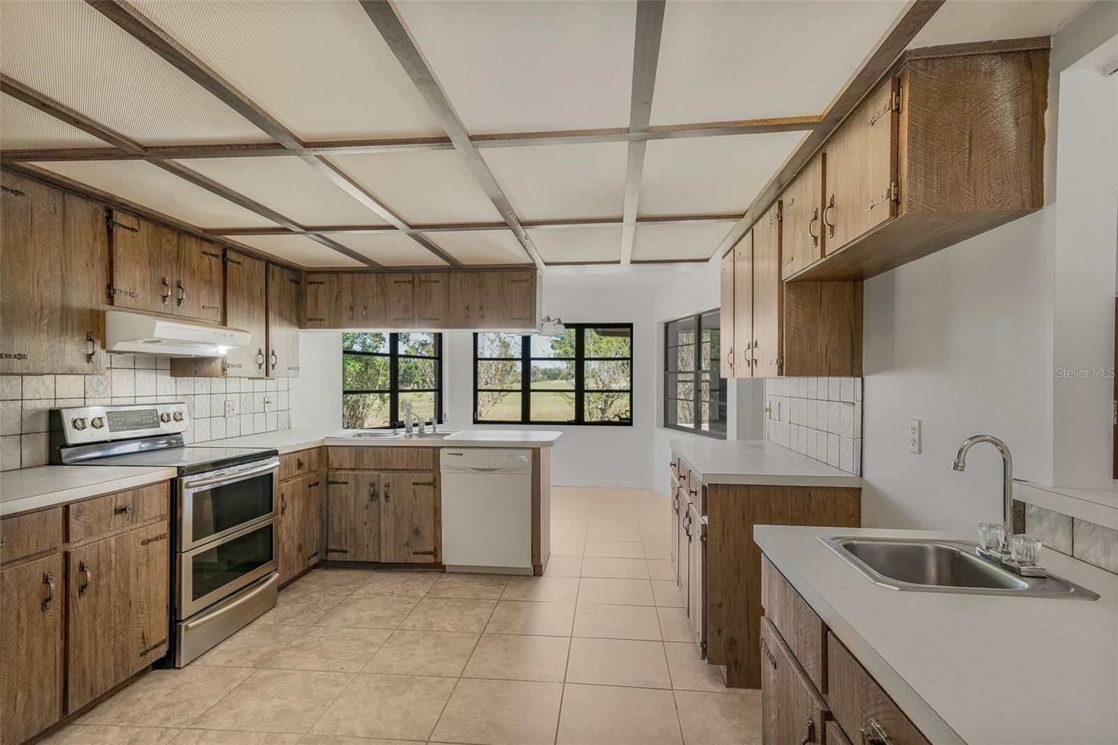 4401 E WINDMILL DR, INVERNESS, FL, 34453