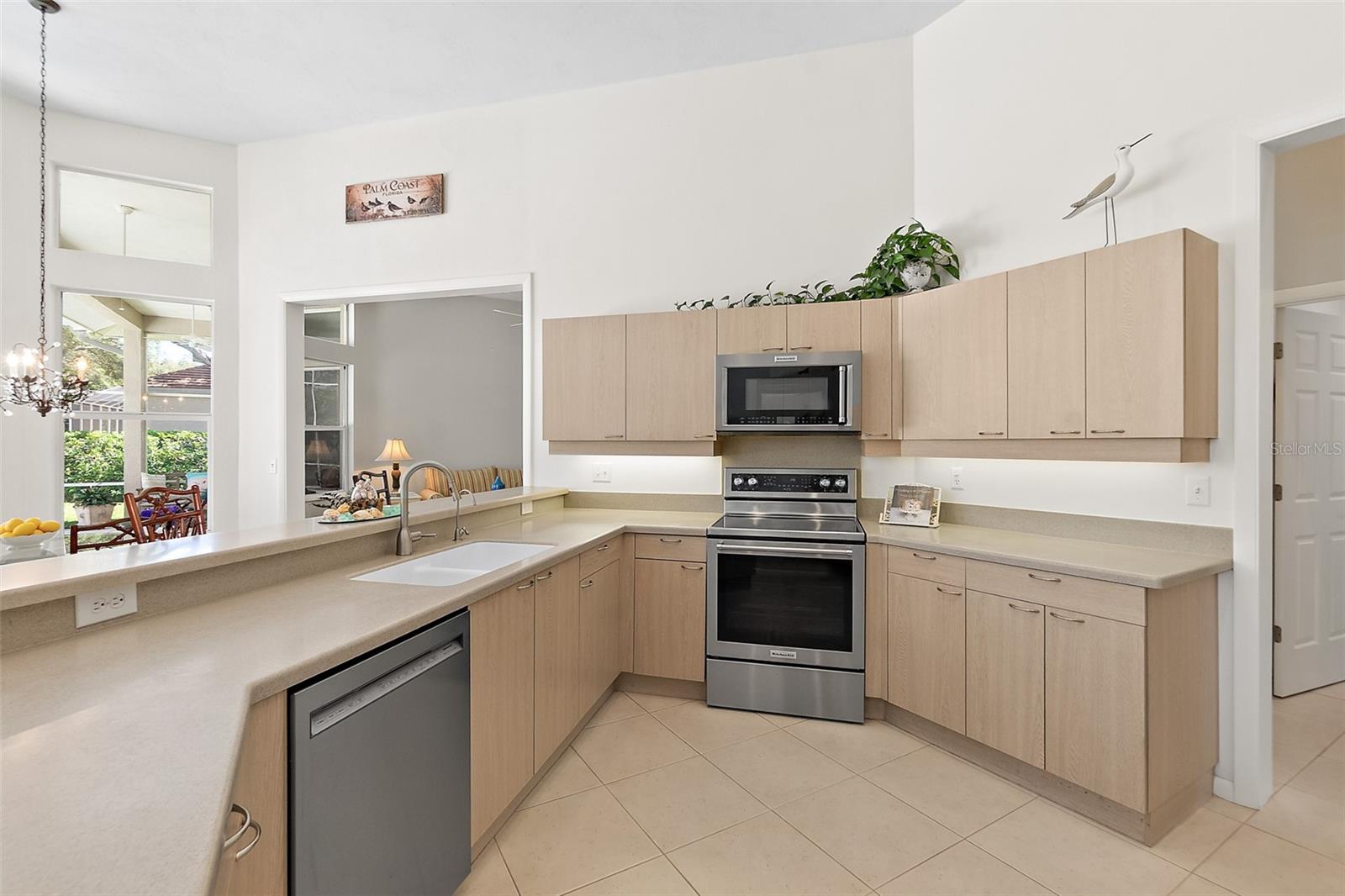 15 VIA ROMA, PALM COAST, FL, 32137