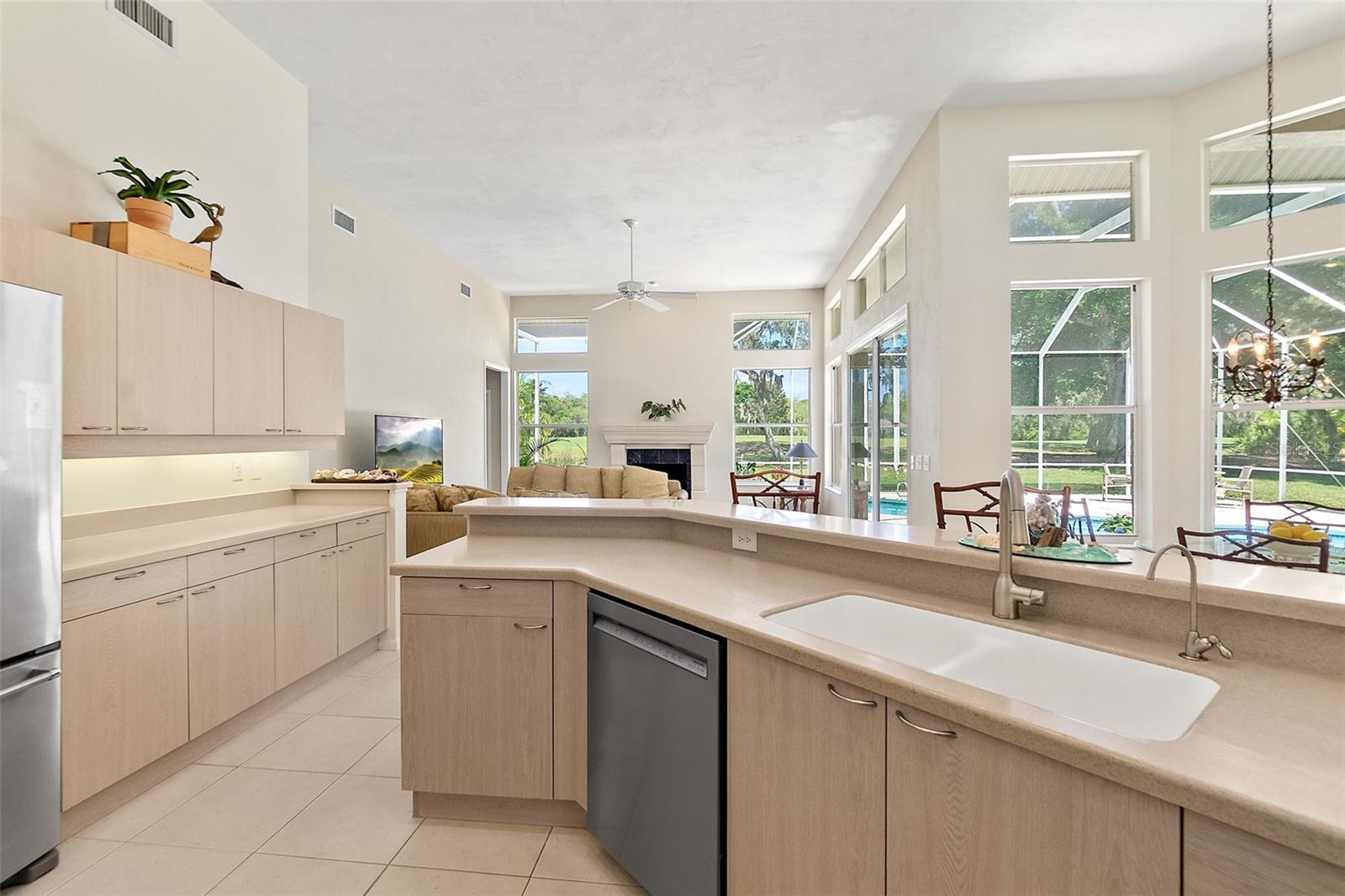 15 VIA ROMA, PALM COAST, FL, 32137