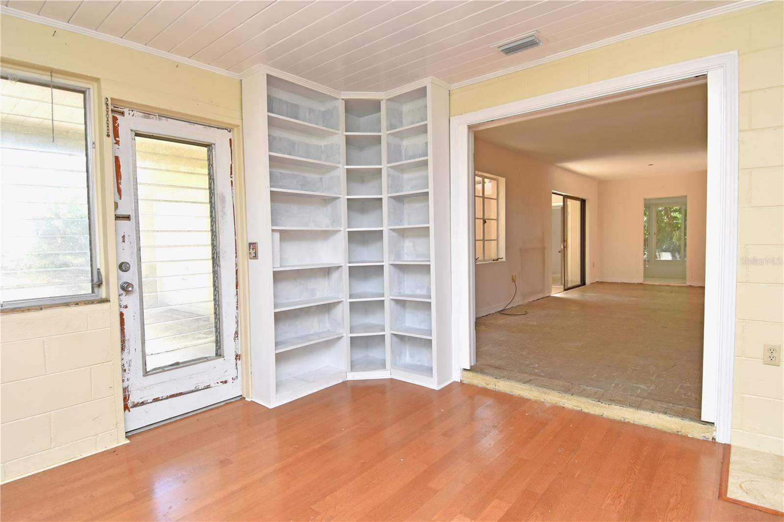 1125 N MC DONALD ST, MOUNT DORA, FL, 32757