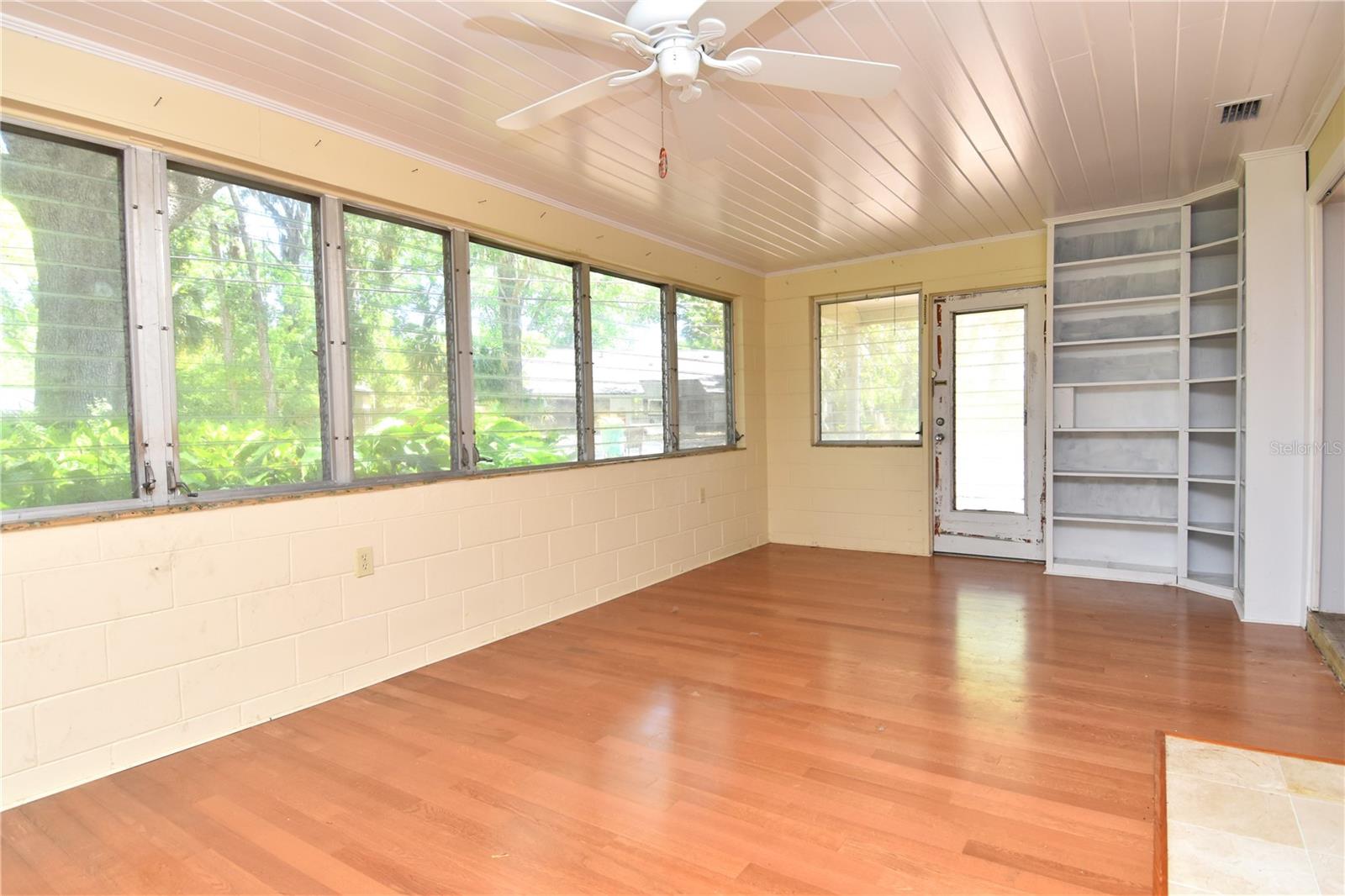 1125 N MC DONALD ST, MOUNT DORA, FL, 32757