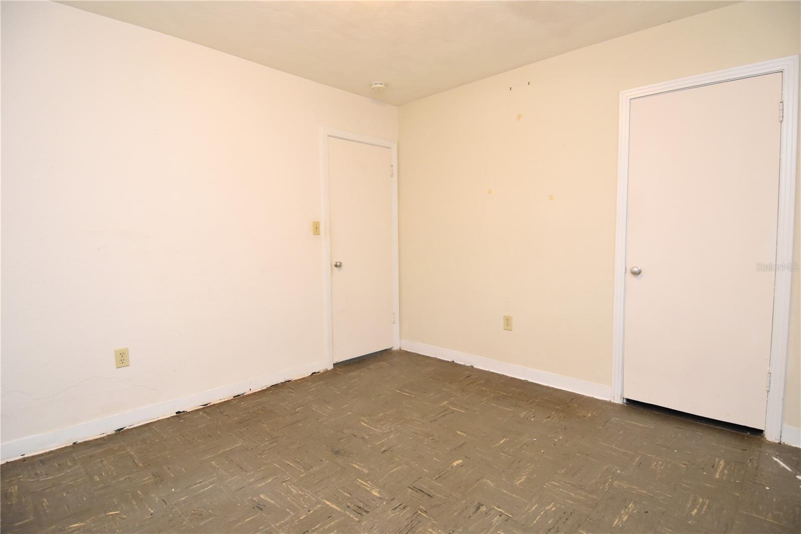 1125 N MC DONALD ST, MOUNT DORA, FL, 32757