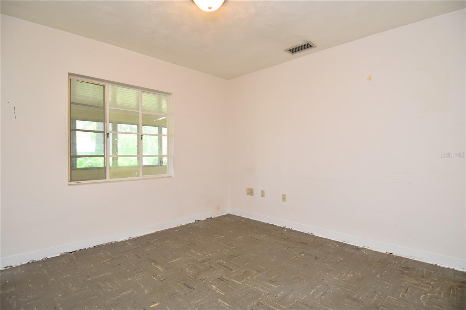 1125 N MC DONALD ST, MOUNT DORA, FL, 32757