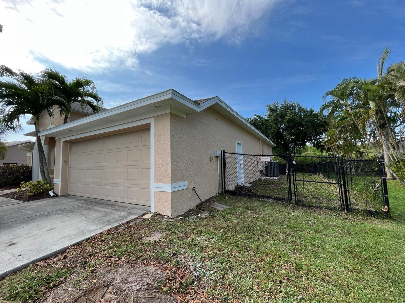 15303 BRIARCREST CIR, FORT MYERS, FL, 33912