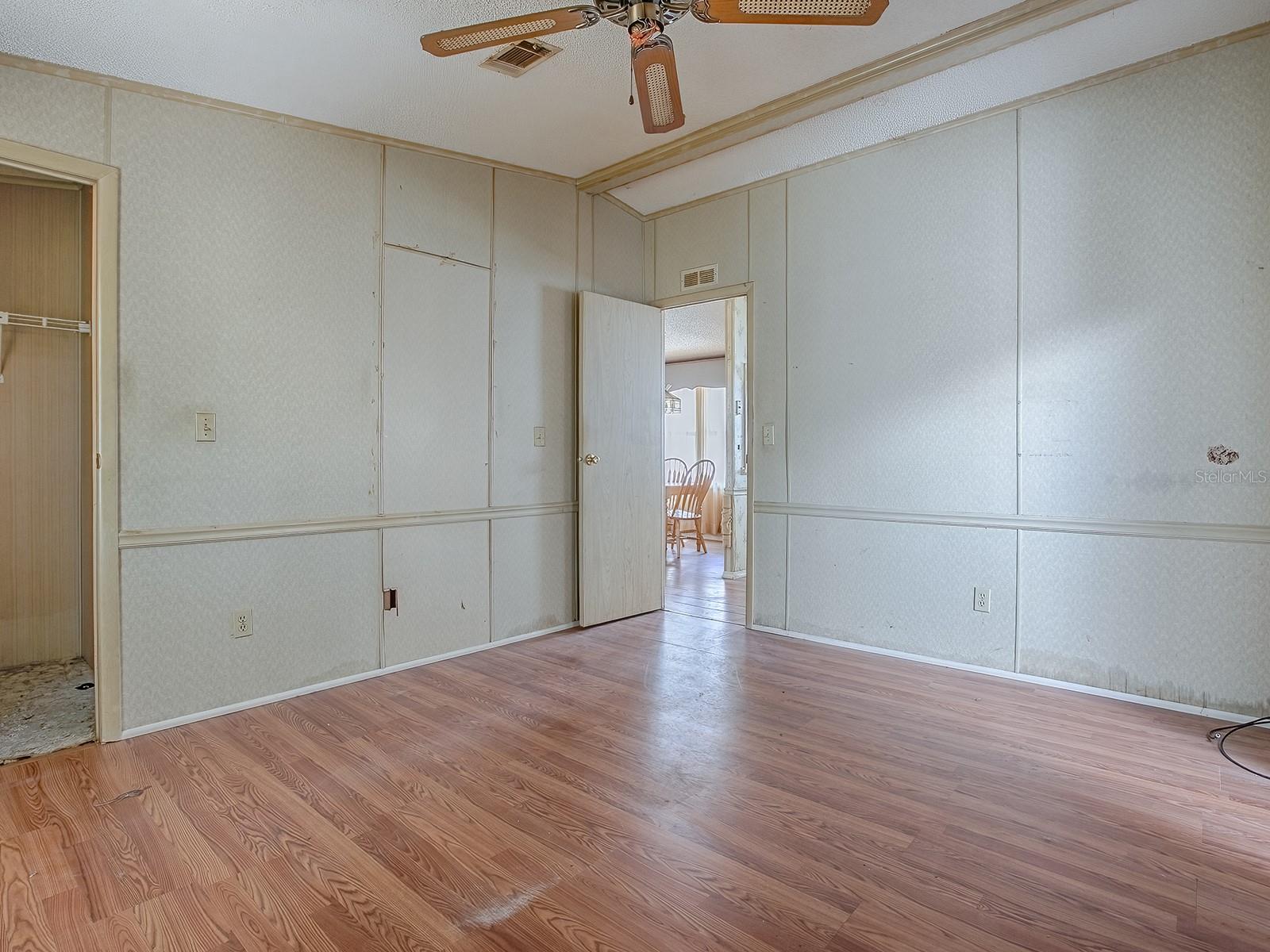 819 HIBISCUS DR, THE VILLAGES, FL, 32159