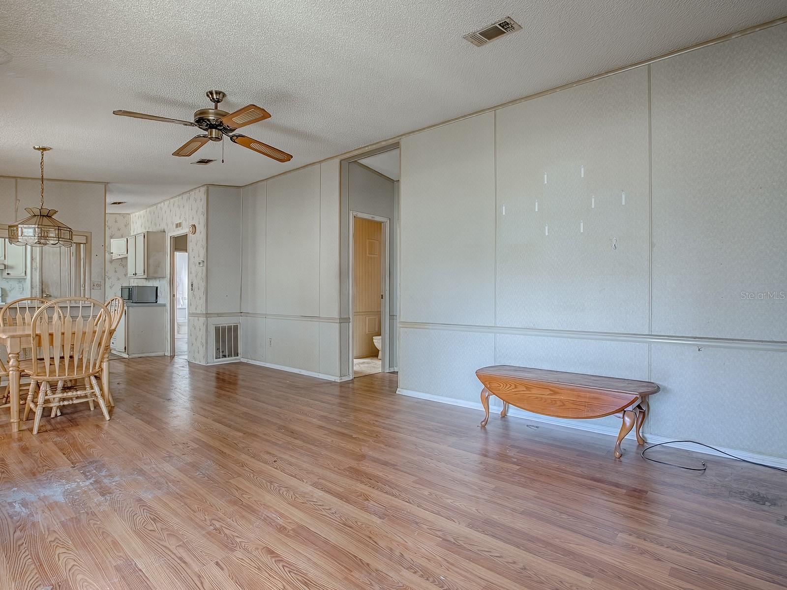 819 HIBISCUS DR, THE VILLAGES, FL, 32159