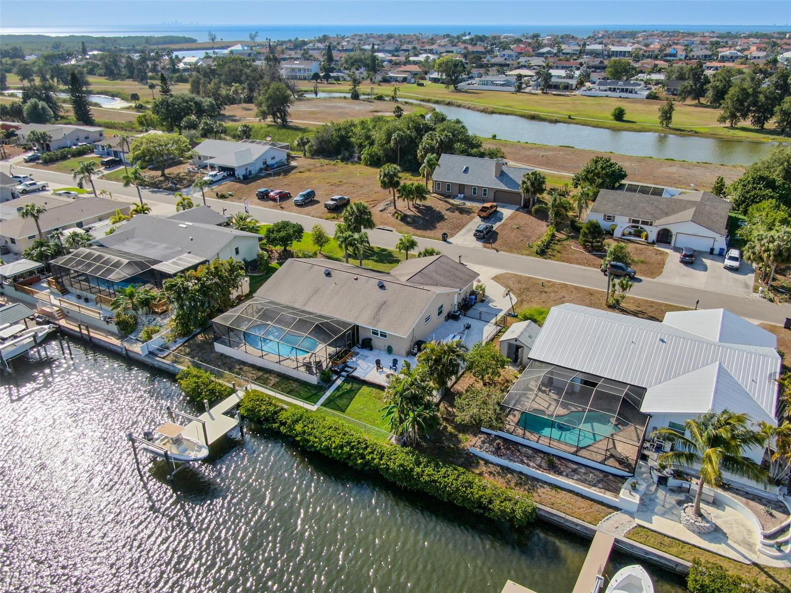 830 EAGLE LN, APOLLO BEACH, FL, 33572