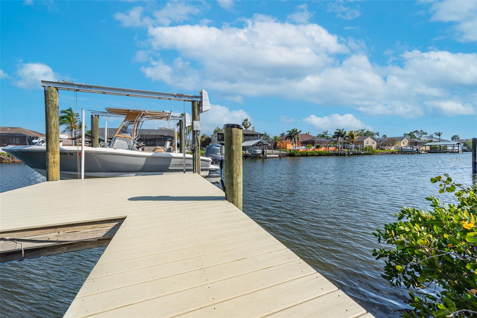 830 EAGLE LN, APOLLO BEACH, FL, 33572