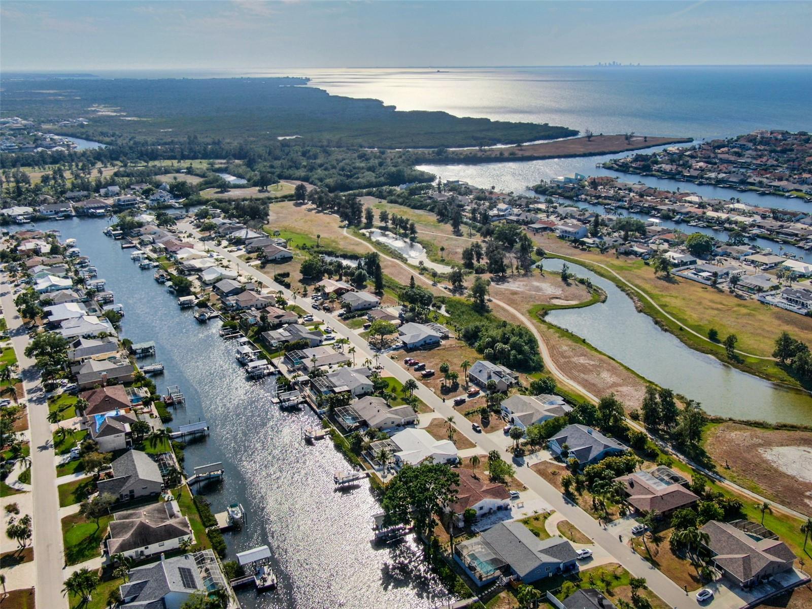 830 EAGLE LN, APOLLO BEACH, FL, 33572