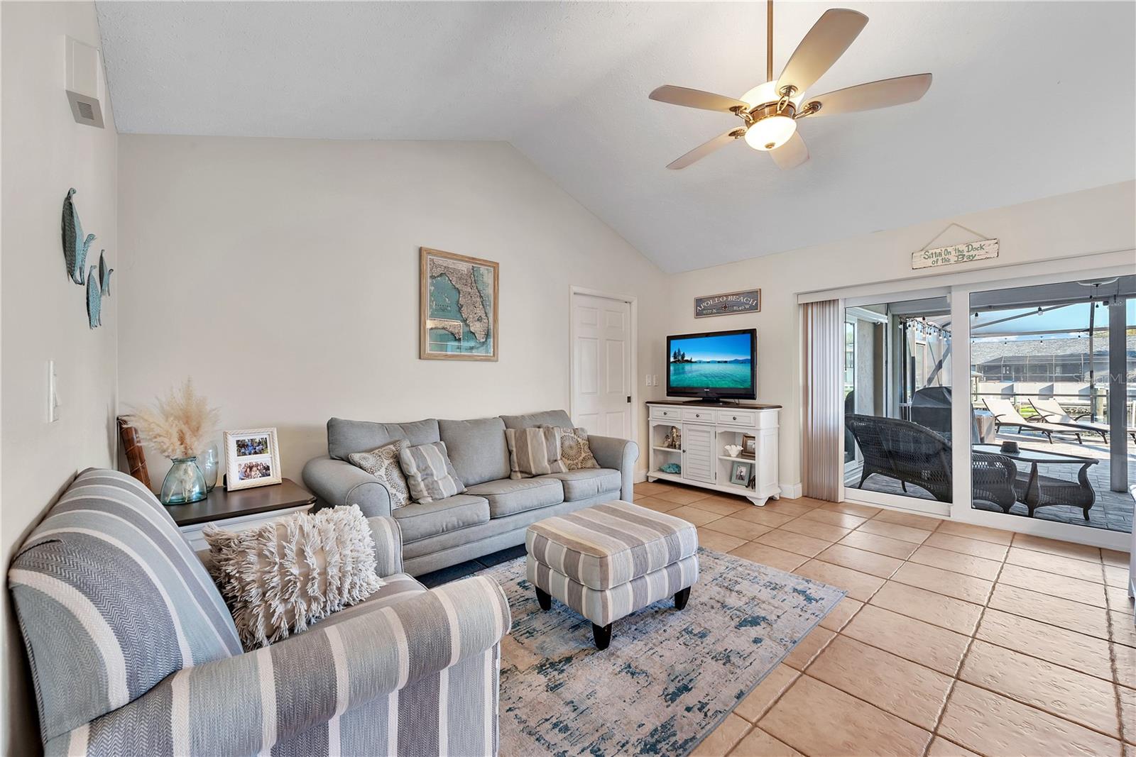 830 EAGLE LN, APOLLO BEACH, FL, 33572