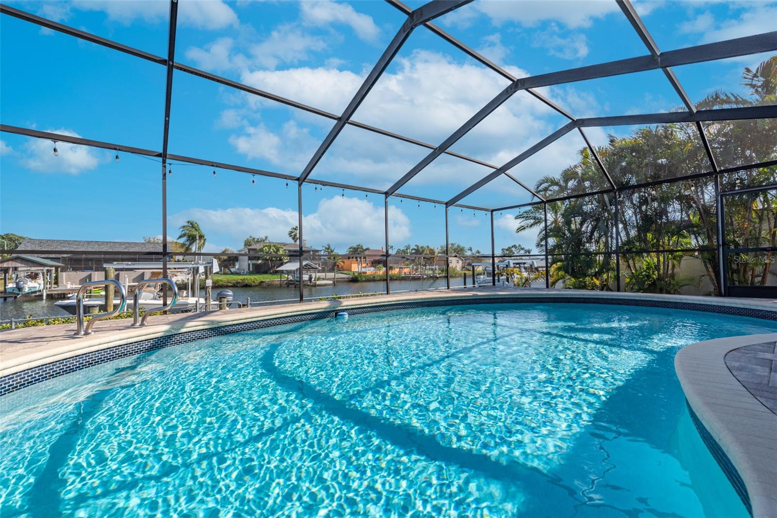 830 EAGLE LN, APOLLO BEACH, FL, 33572