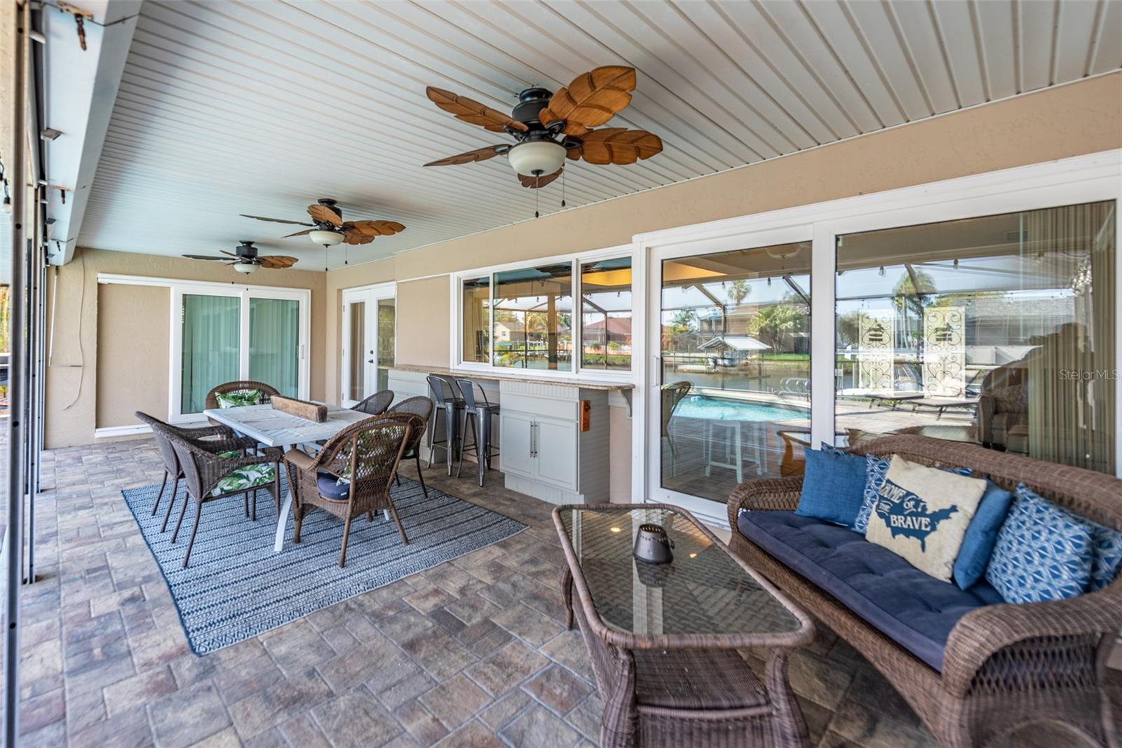 830 EAGLE LN, APOLLO BEACH, FL, 33572