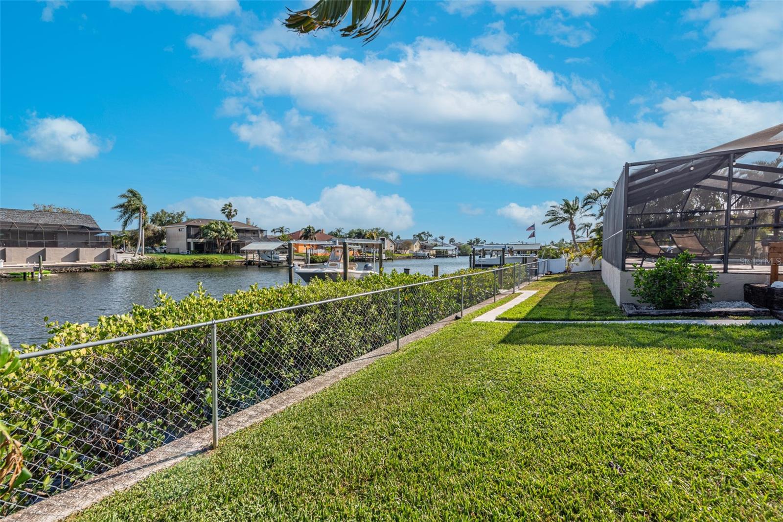 830 EAGLE LN, APOLLO BEACH, FL, 33572